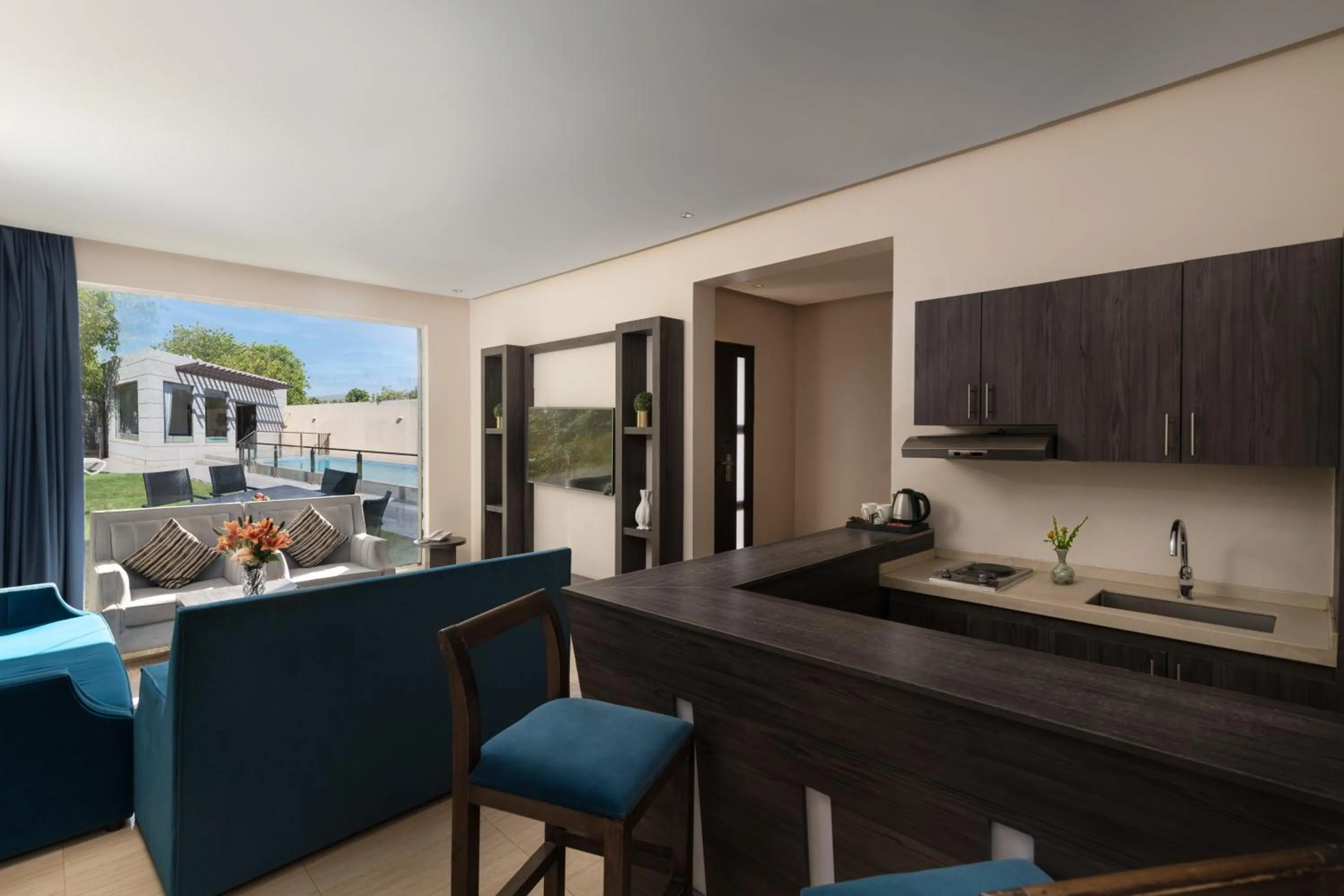 The Corner Hotel Resorts - Riyadh