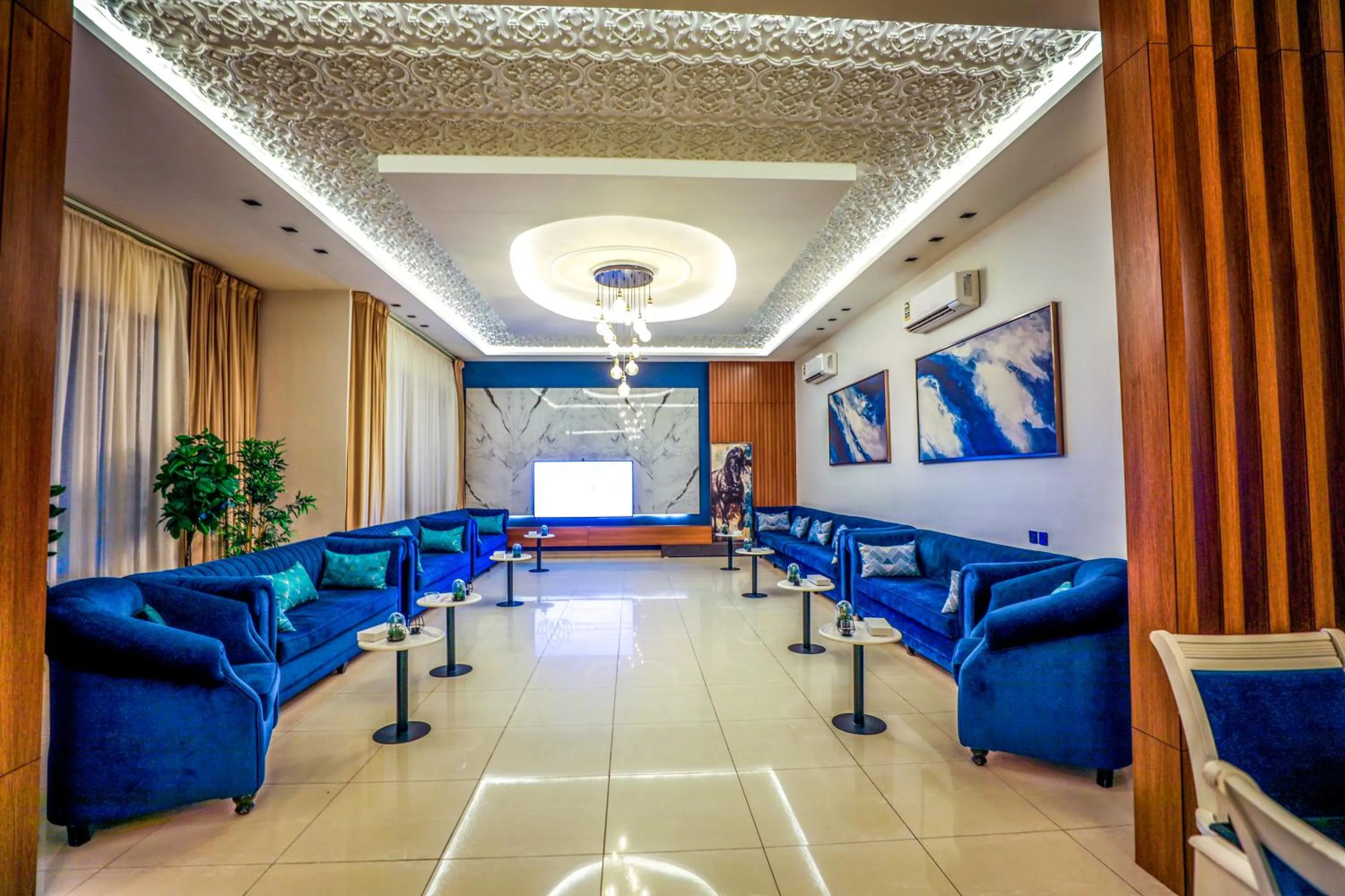 The Corner Hotel Resorts - Riyadh