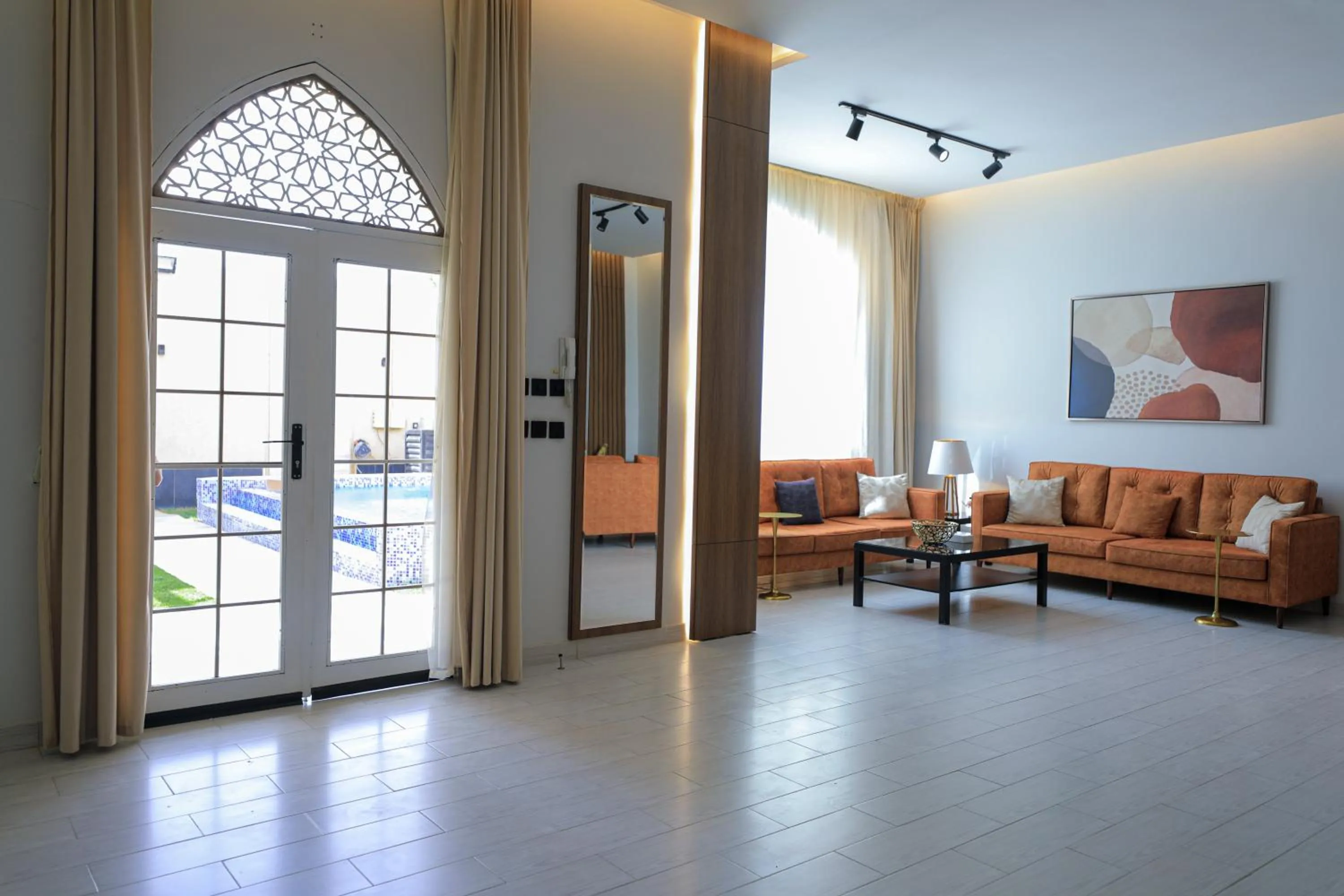 The Corner Hotel Resorts - Riyadh