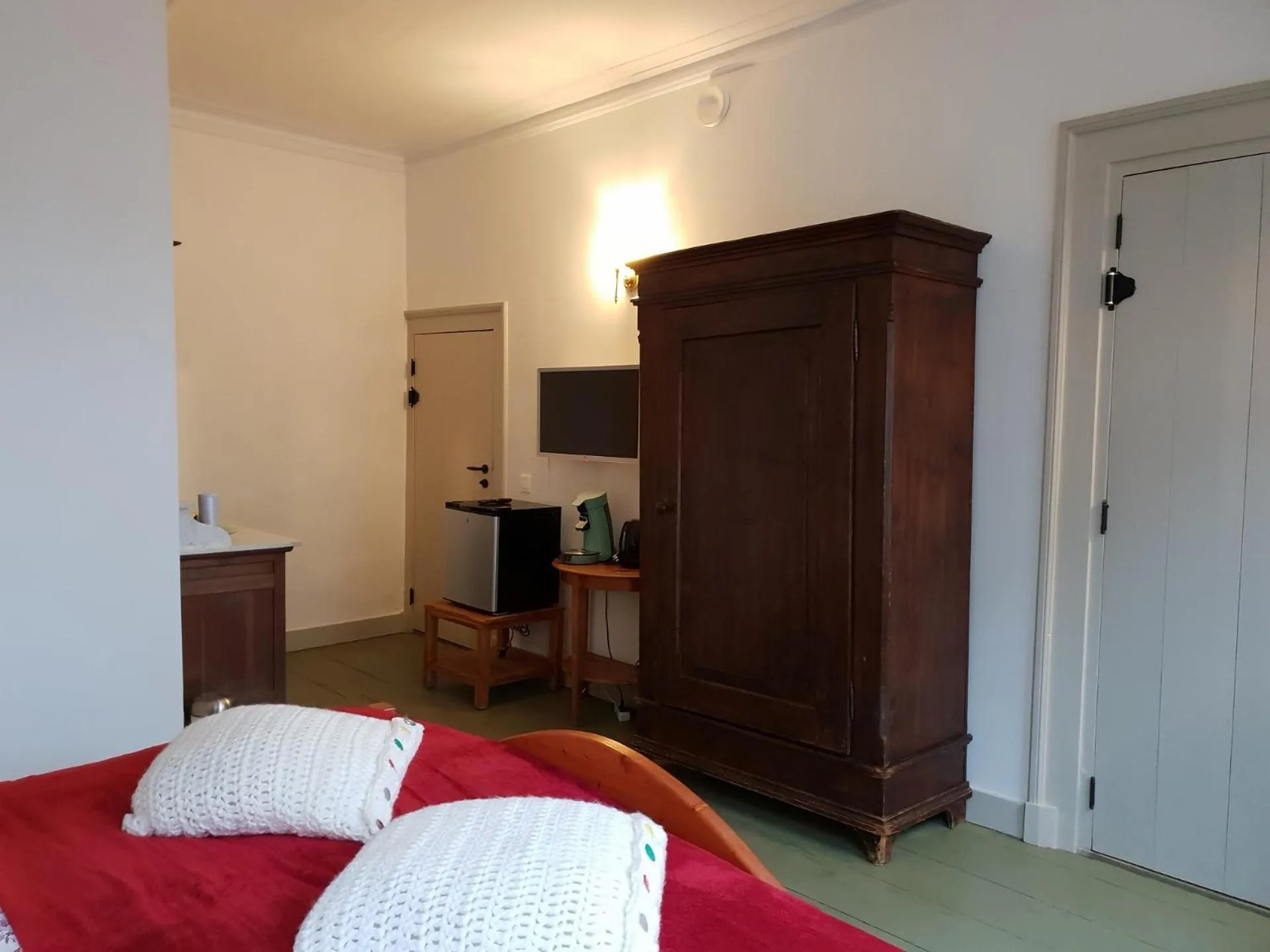 Bed in Bed & Breakfast Huis Sevenaer