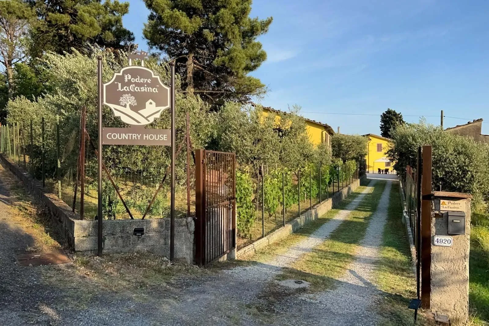 Facade/entrance in il Podere La Casina