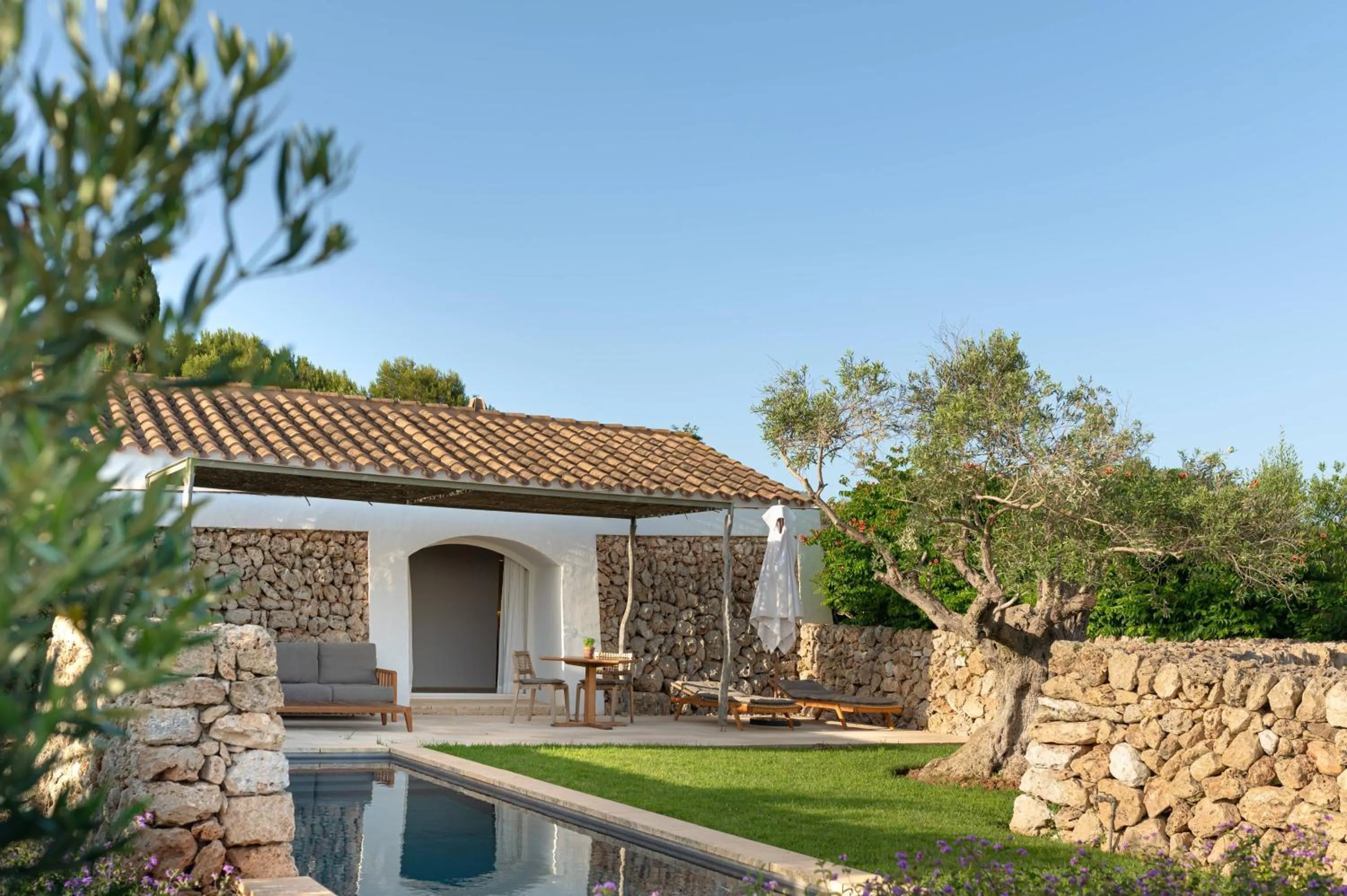 Suite with Sea View in Torralbenc, a Small Luxury Hotel of the World