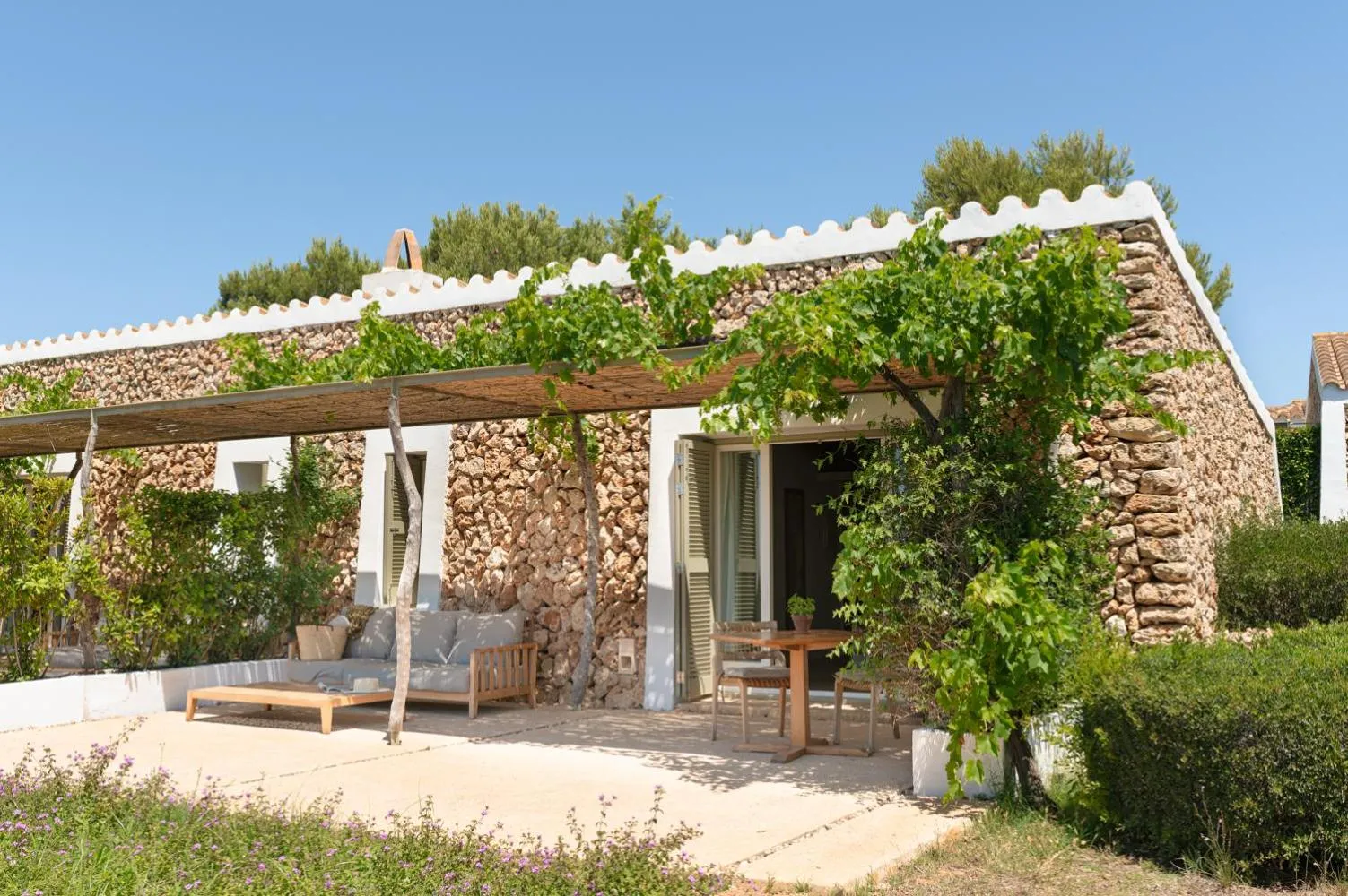 Deluxe Double Room with Sea View in Torralbenc, a Small Luxury Hotel of the World