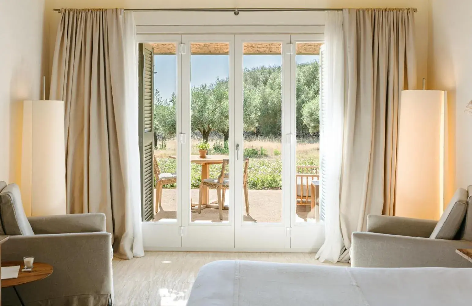 Superior Double Room with Garden View in Torralbenc, a Small Luxury Hotel of the World Superior Double Room with Garden View in Torralbenc, a Small Luxury Hotel of the World