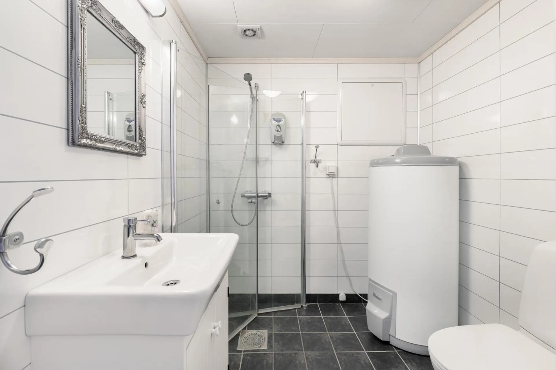 Shower in Namsentunet