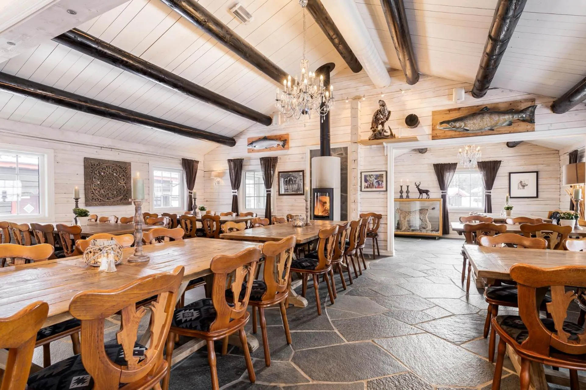 Restaurant/places to eat in Namsentunet