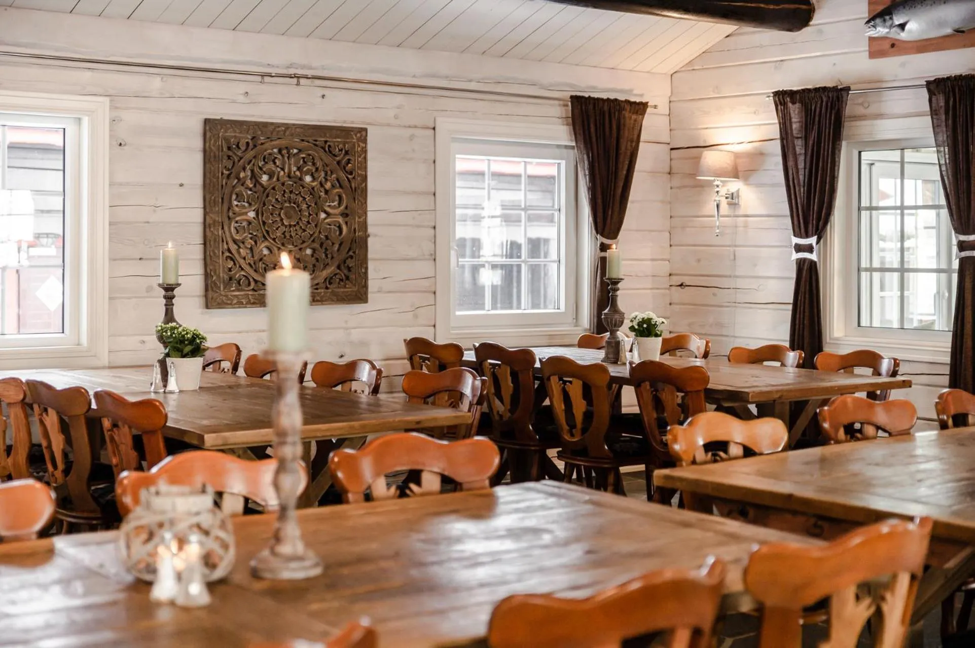 Restaurant/places to eat in Namsentunet