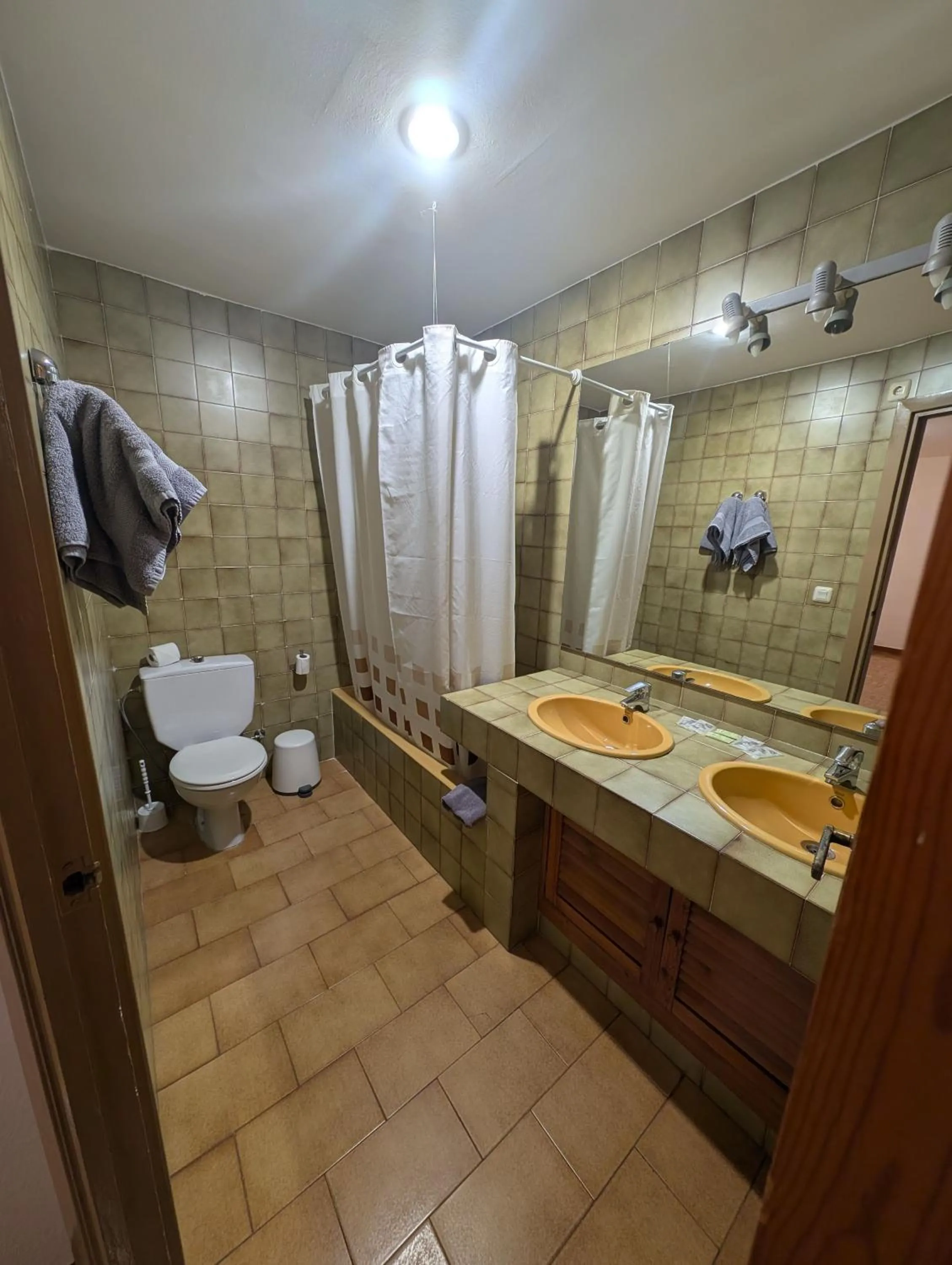 Bathroom in Hotel Santa María