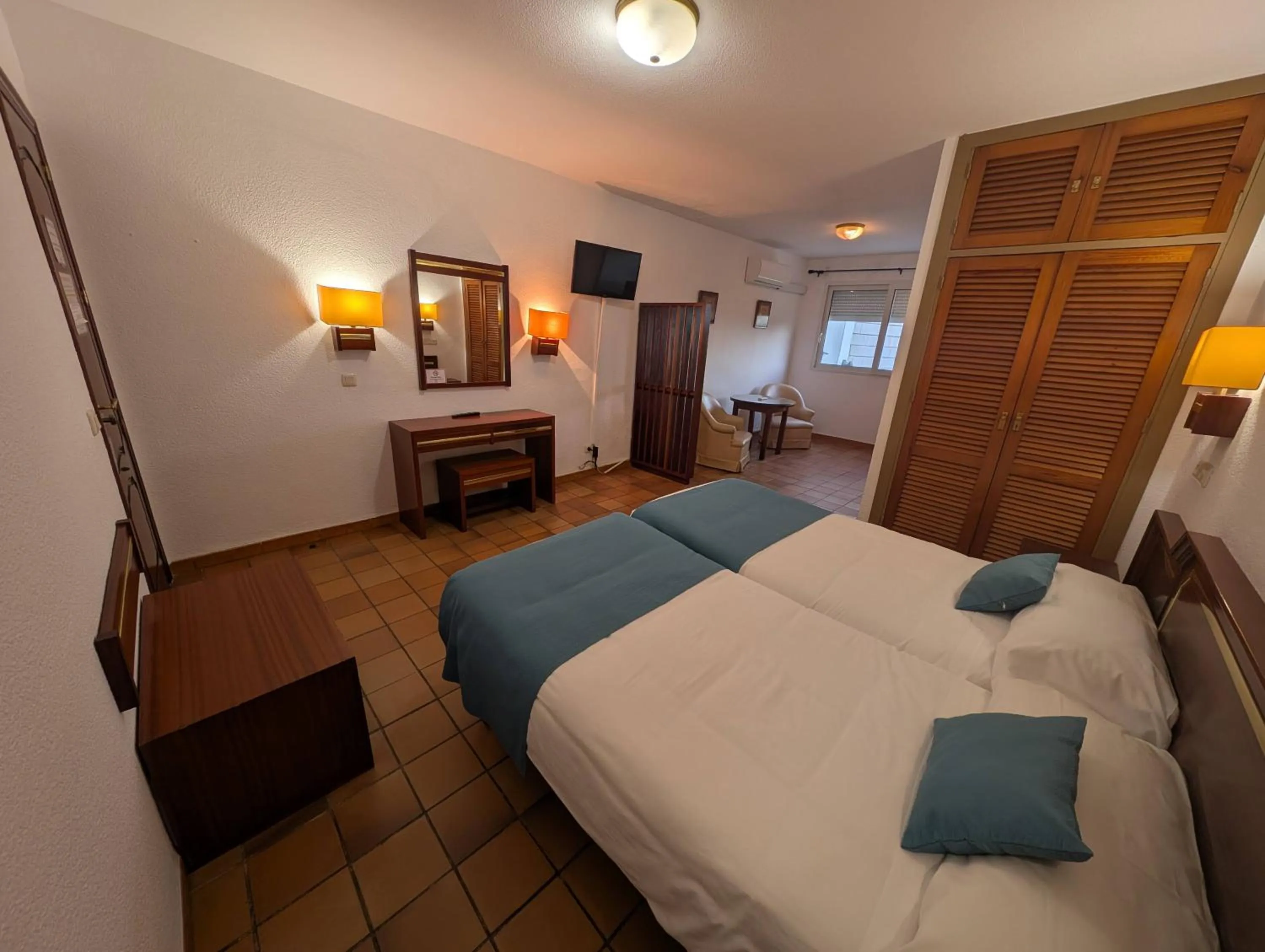 Photo of the whole room, Bed in Hotel Santa María