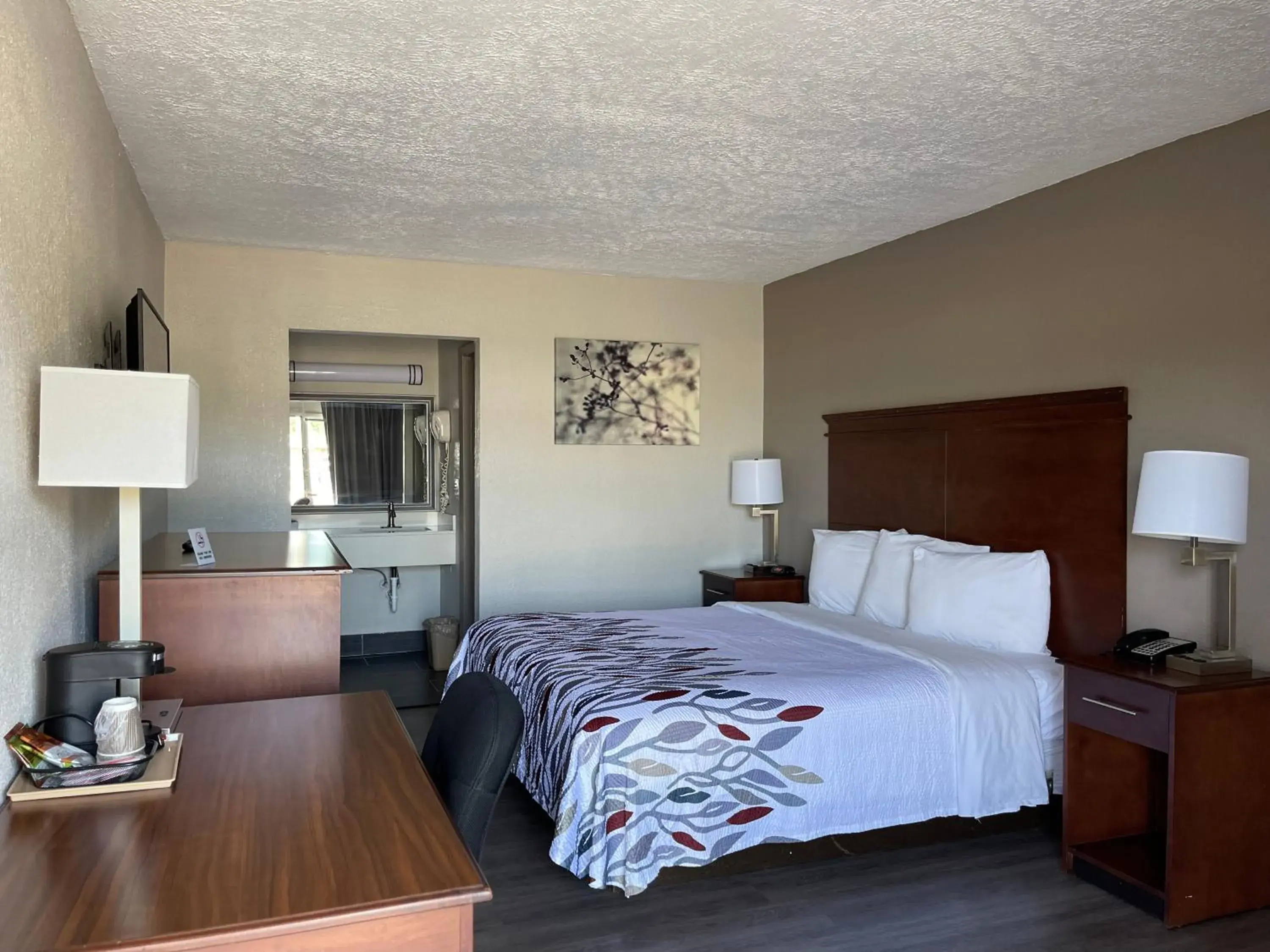 Bedroom, Bed in Red Roof Inn LaGrange Bedroom, Bed in Red Roof Inn LaGrange