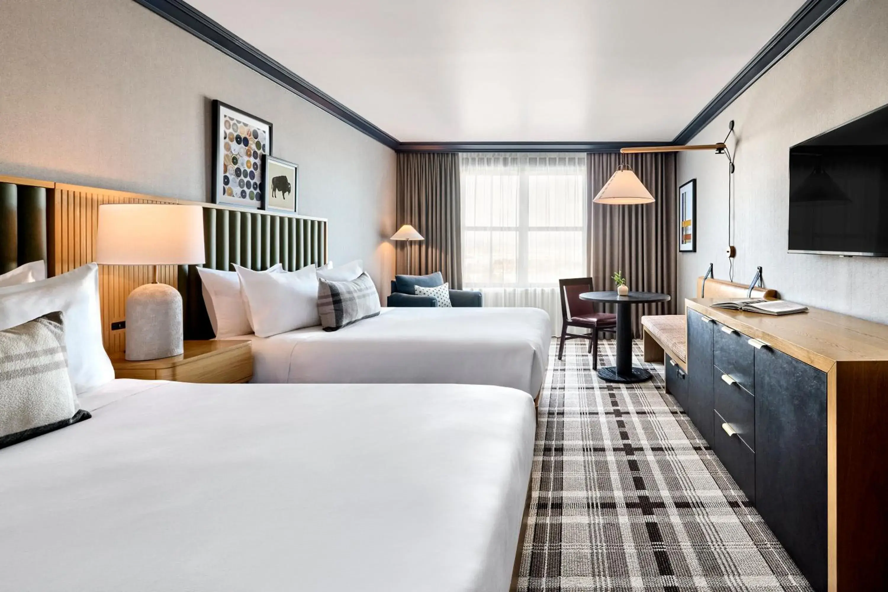 Facade/entrance, Bed in Omni Interlocken Hotel Facade/entrance, Bed in Omni Interlocken Hotel