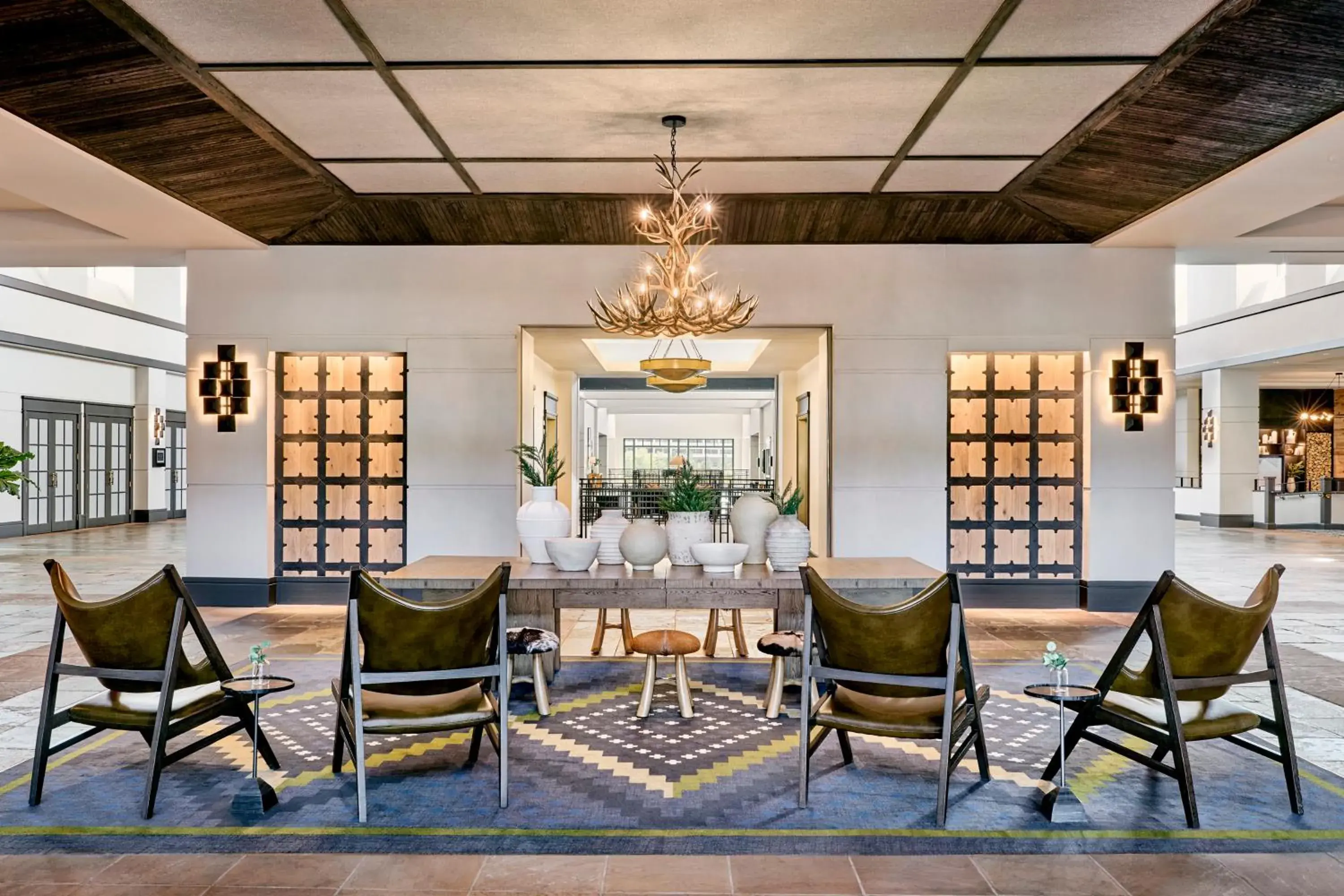 Lobby or reception in Omni Interlocken Hotel Lobby or reception in Omni Interlocken Hotel