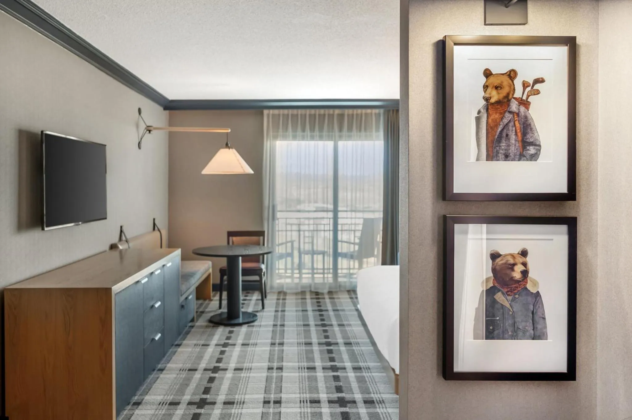 Photo of the whole room in Omni Interlocken Hotel