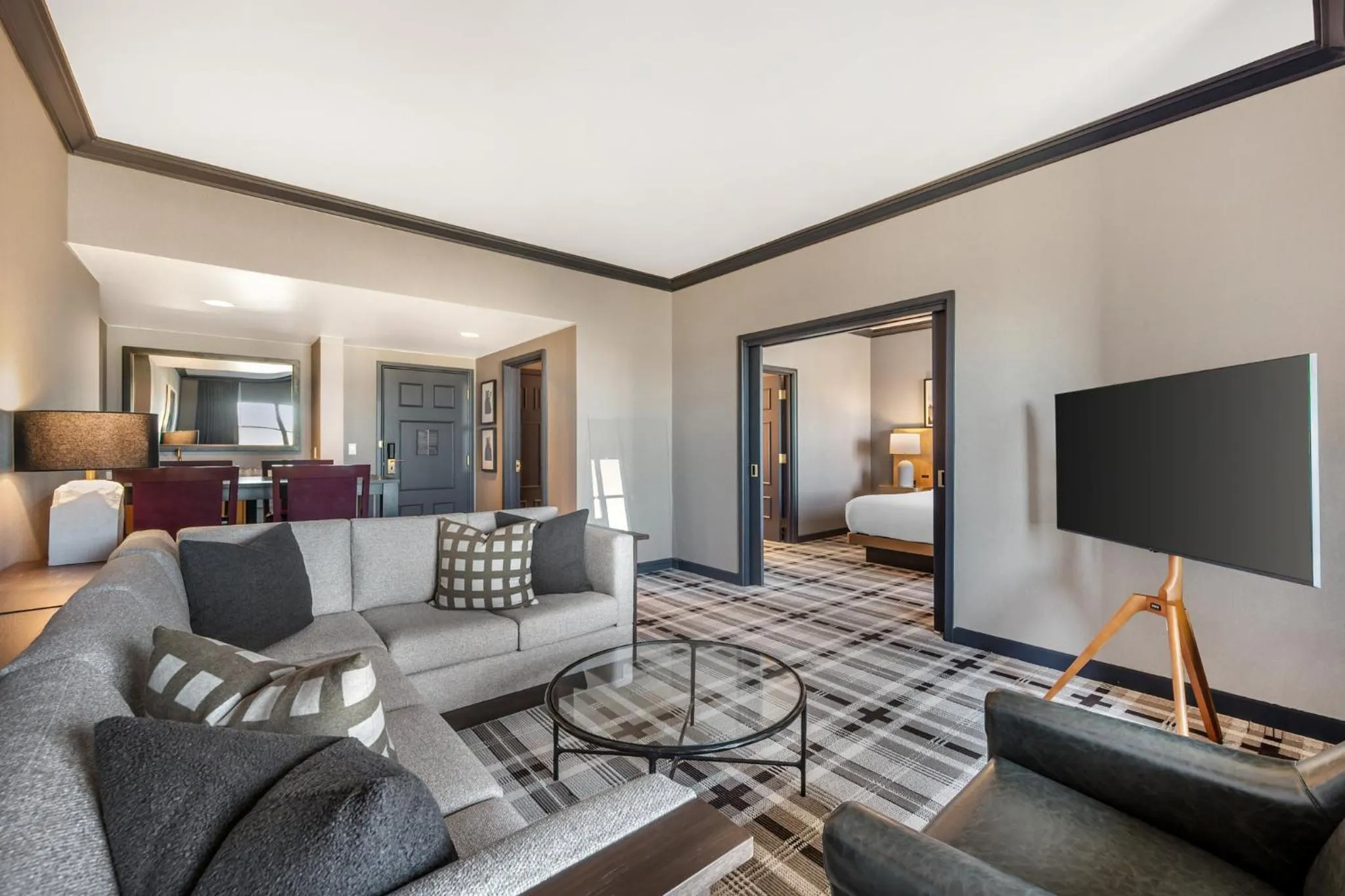 Photo of the whole room in Omni Interlocken Hotel