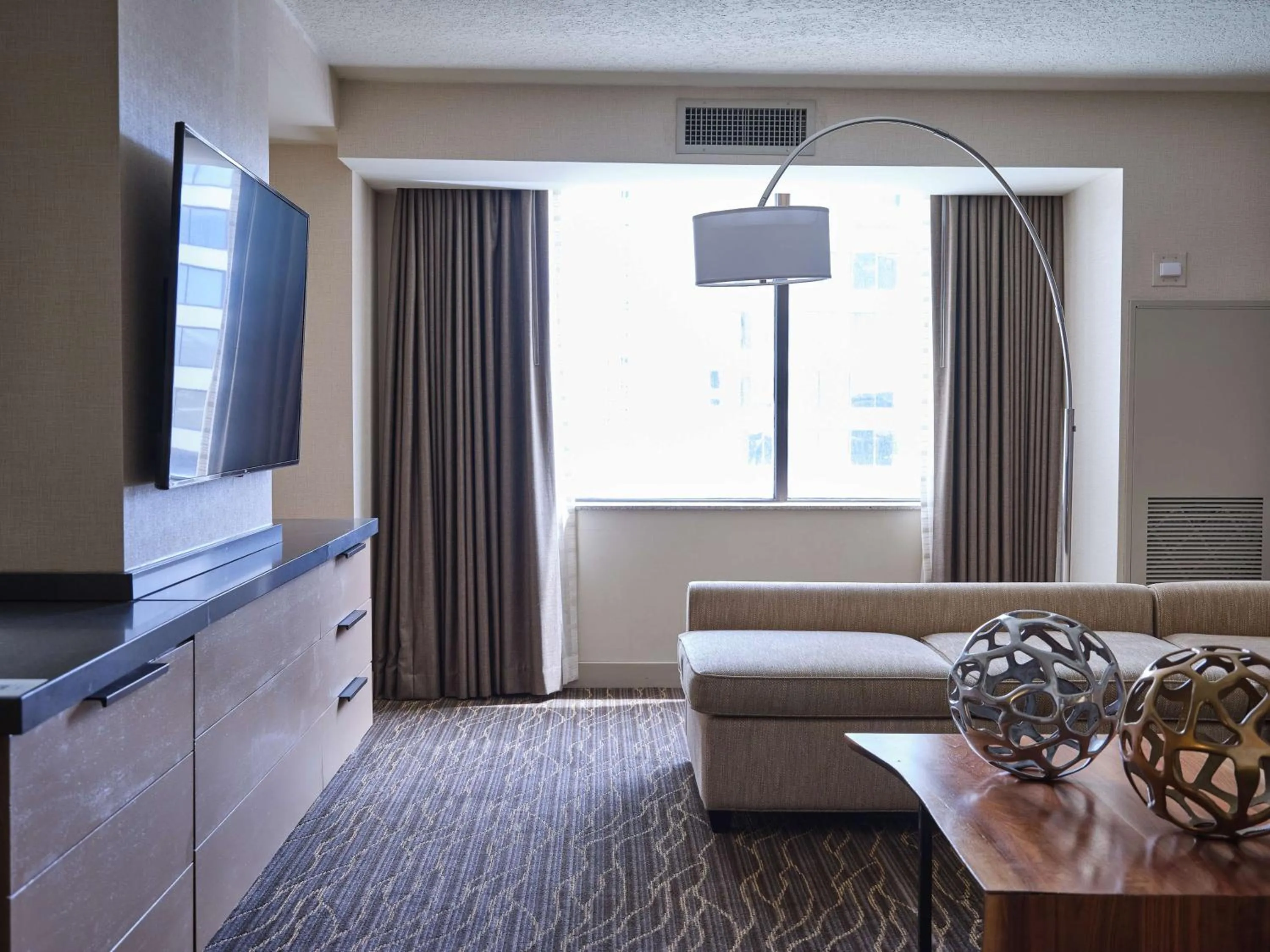 Bedroom in Hilton Salt Lake City Center