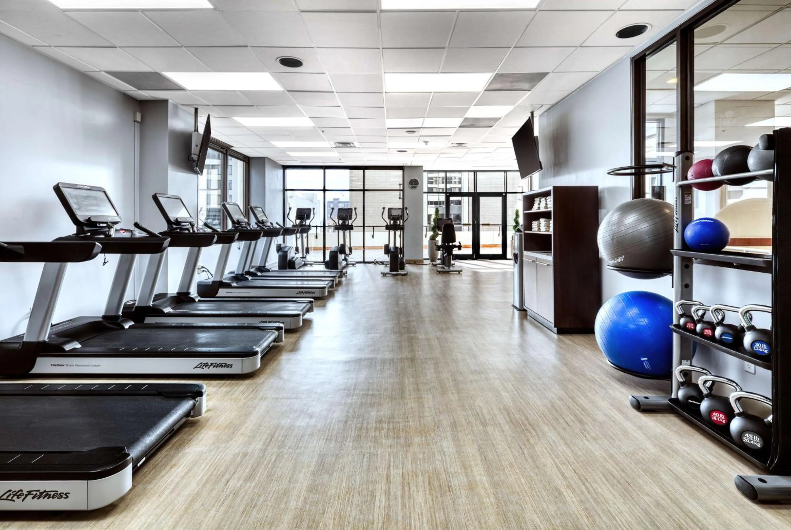 Fitness centre/facilities in Hilton Salt Lake City Center