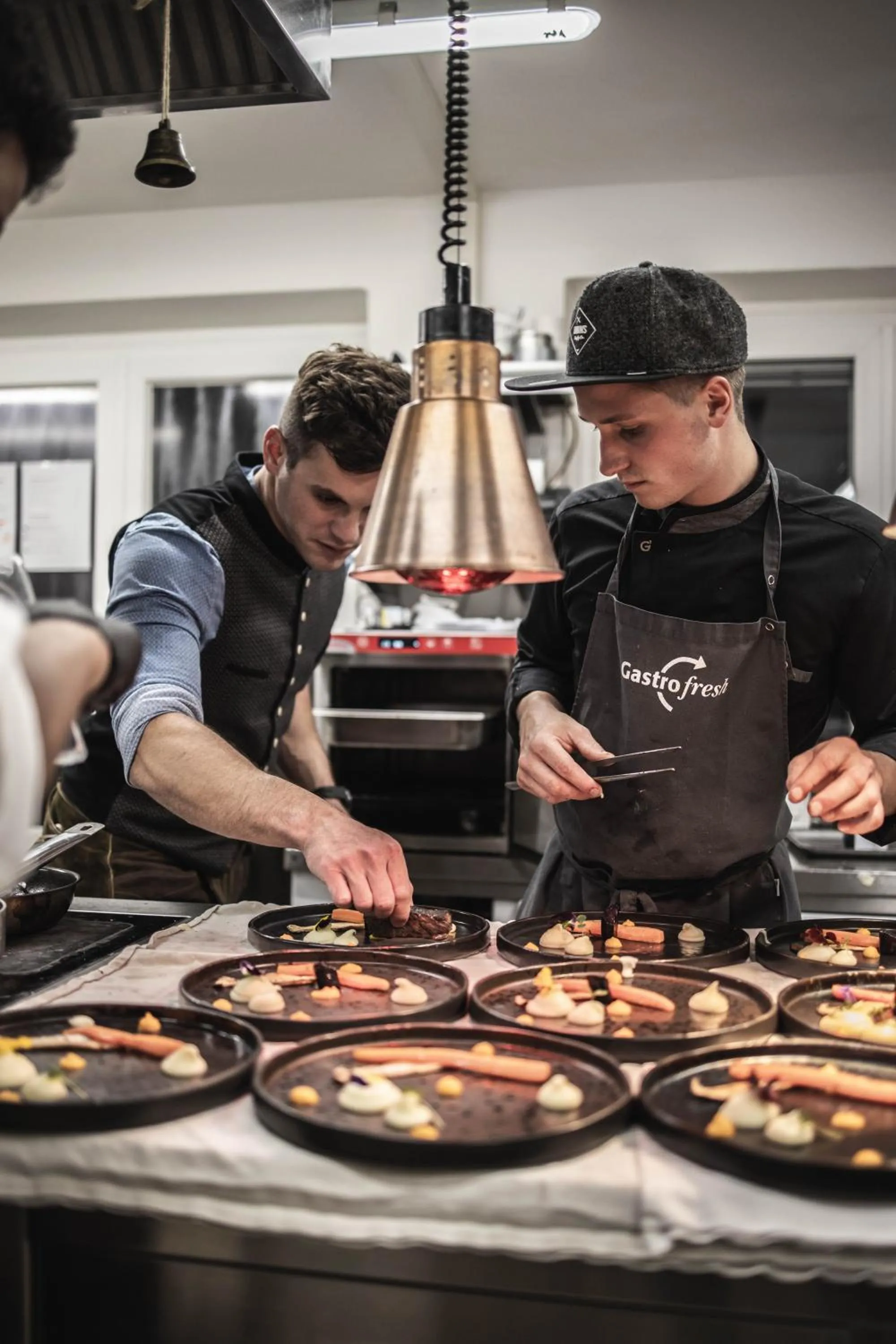 Restaurant/places to eat in Hotel Fines