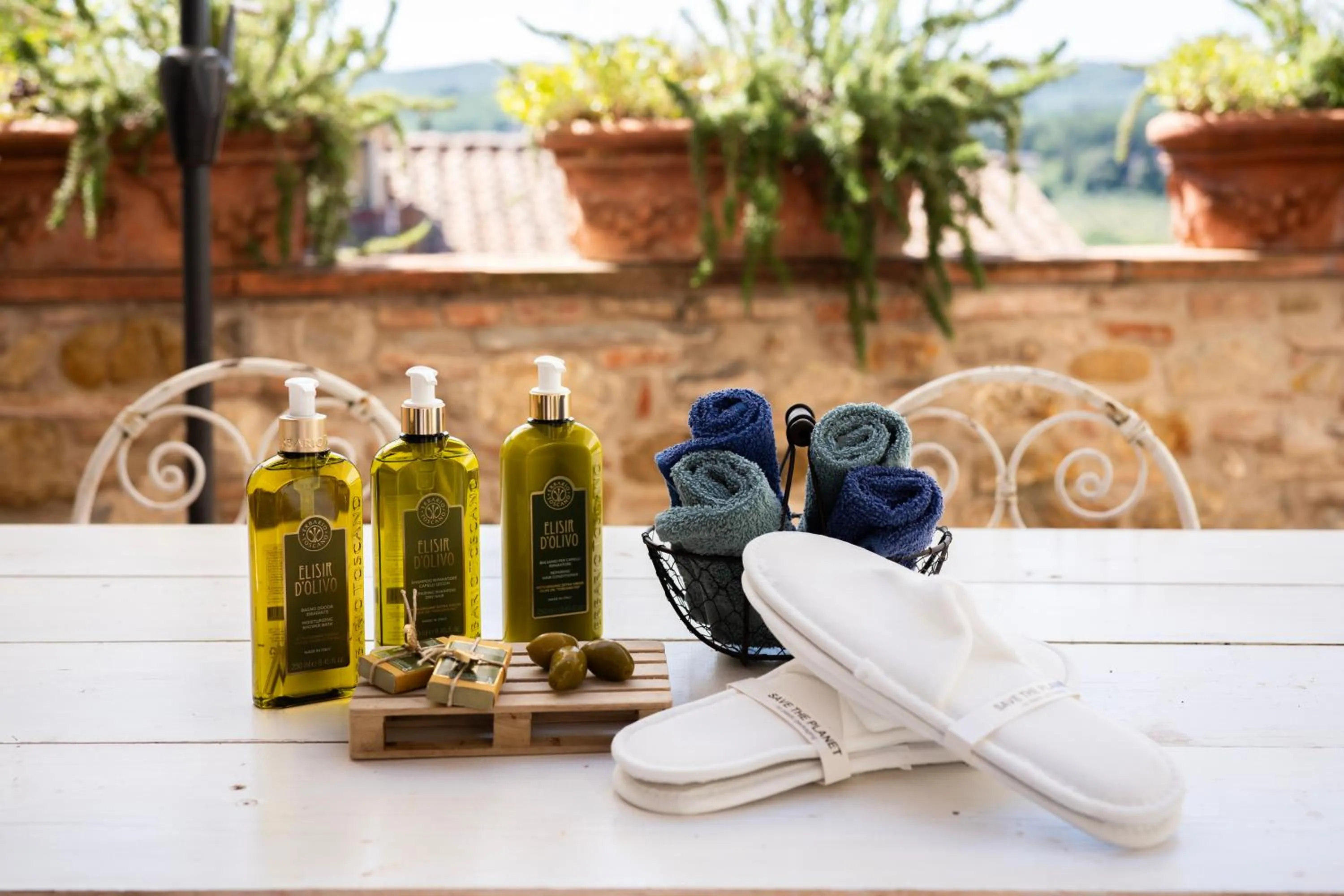 towels in Le Terrazze Del Chianti b&b Residenza d'Epoca e di Charme