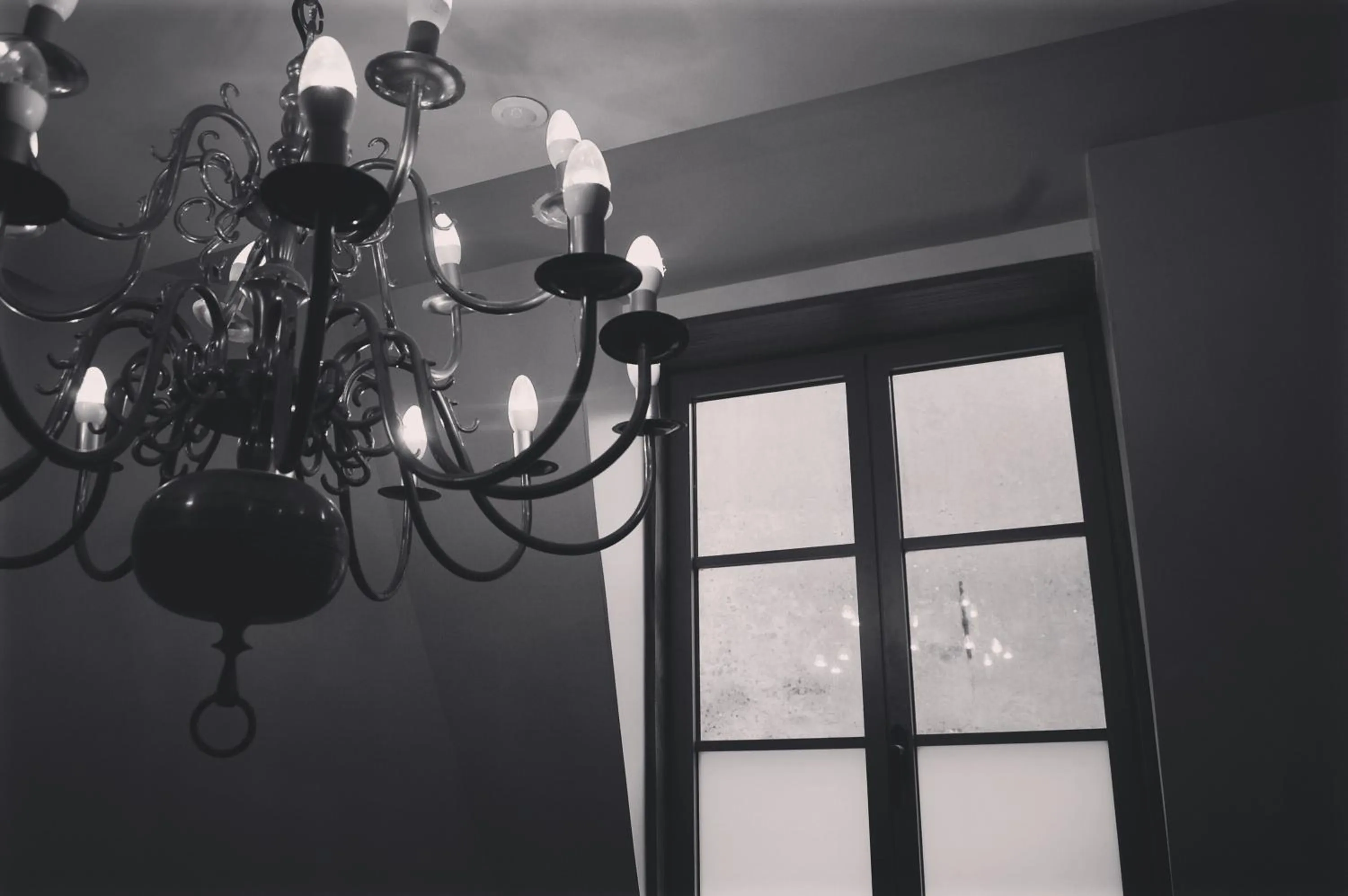 Decorative detail in Hôtel - Restaurant Au Tonnelier