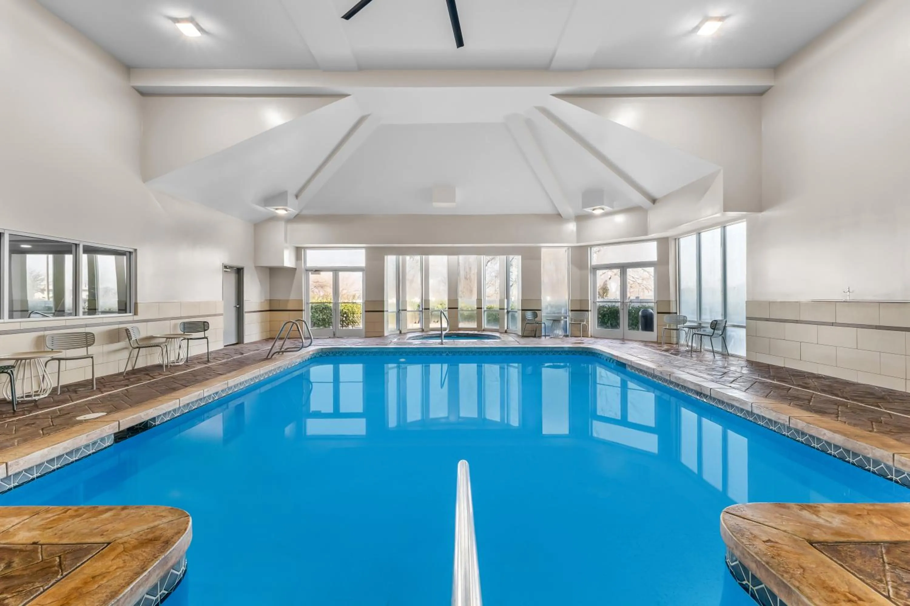 Swimming pool in Spark by Hilton Salt Lake City Central