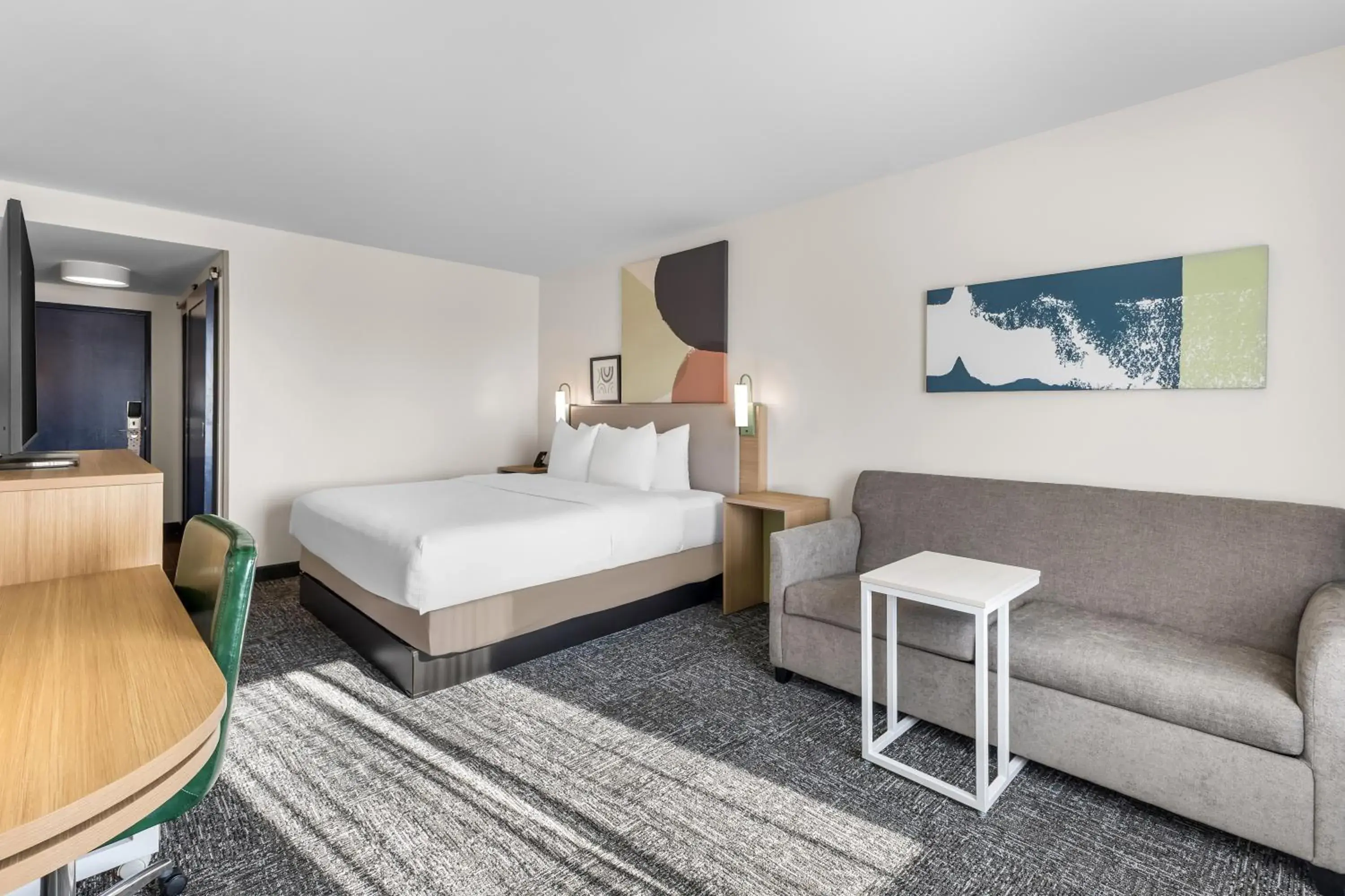 Bed in Spark by Hilton Salt Lake City Central Bed in Spark by Hilton Salt Lake City Central