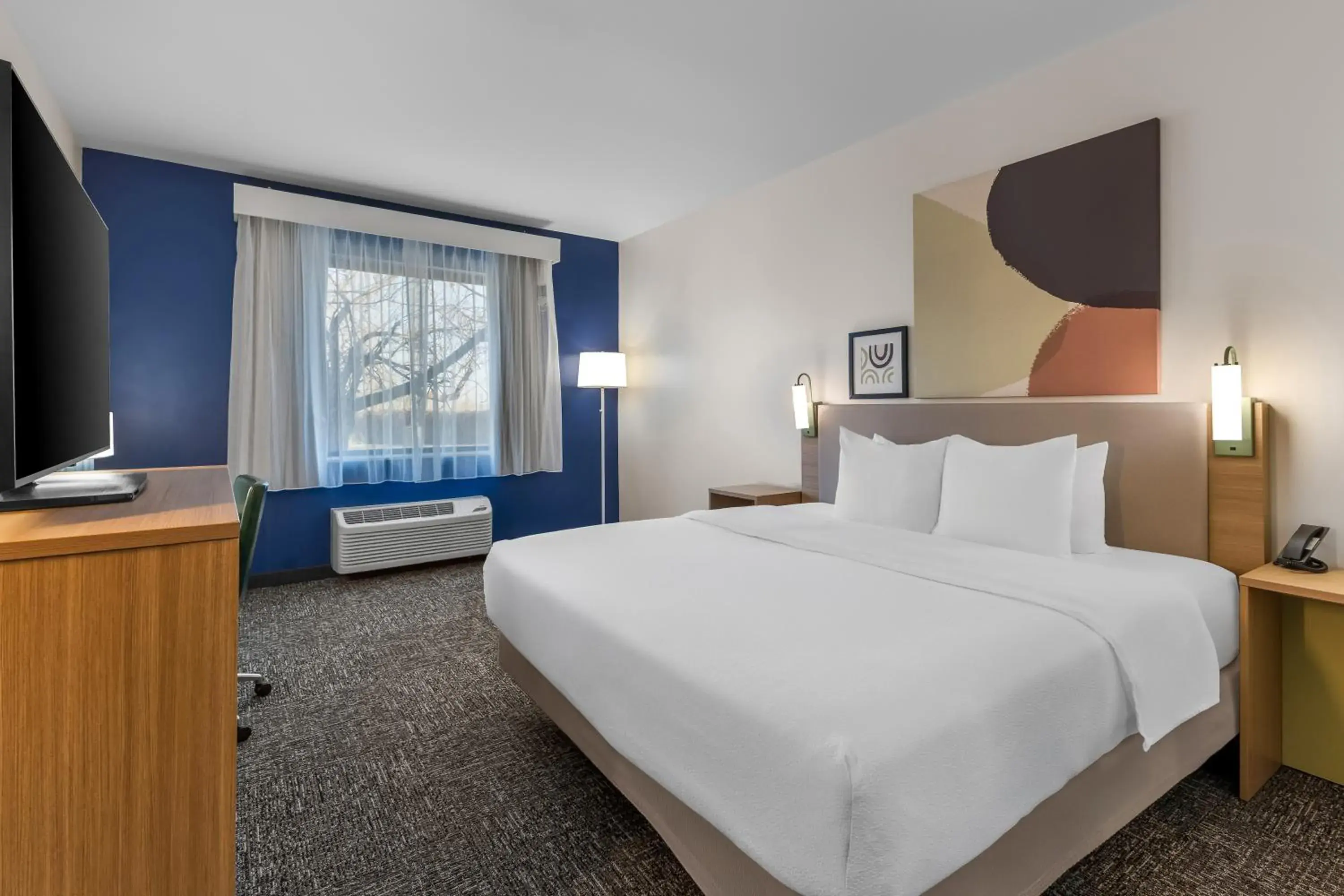 Bed in Spark by Hilton Salt Lake City Central Bed in Spark by Hilton Salt Lake City Central