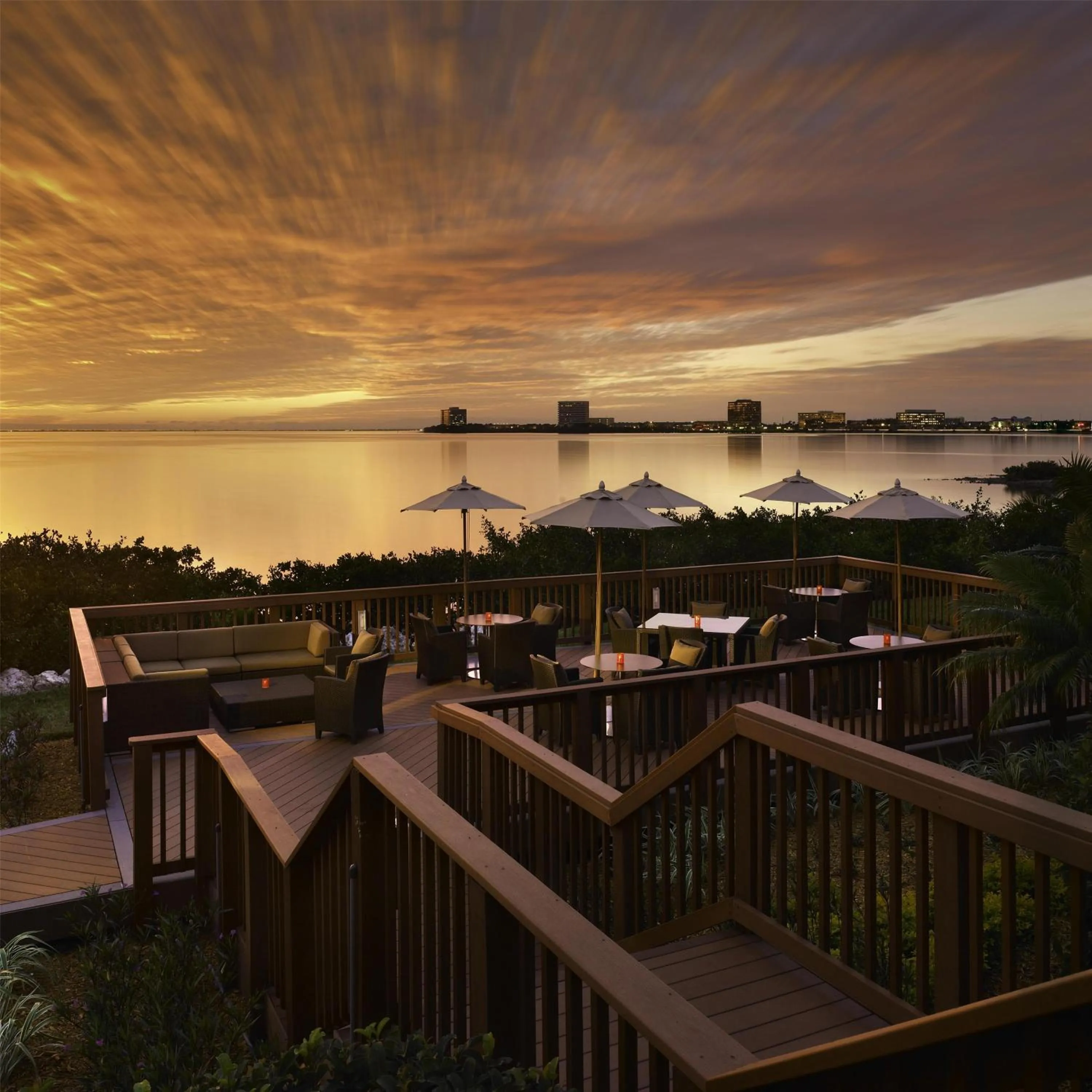 Restaurant/places to eat in Grand Hyatt Tampa Bay