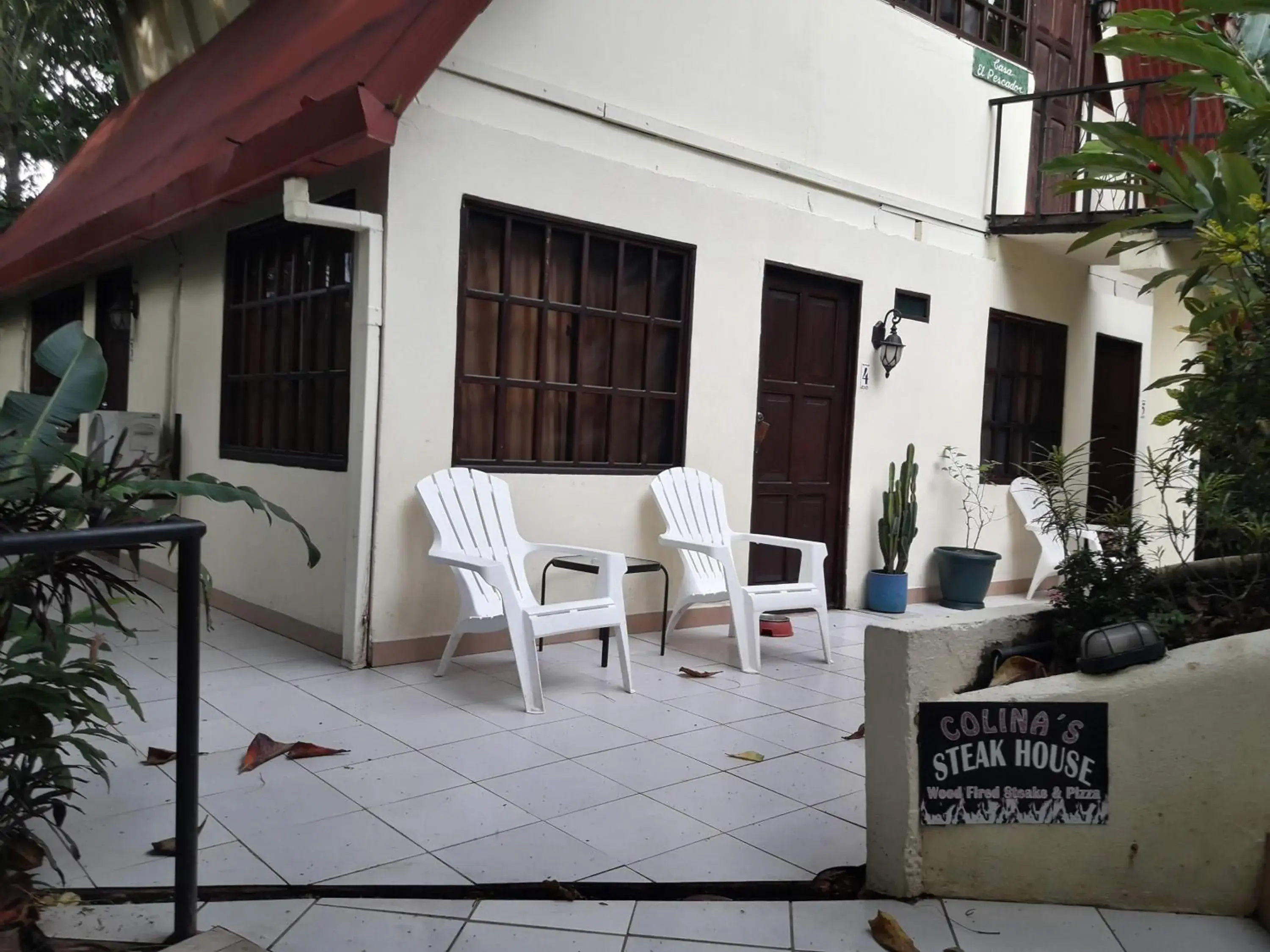 Facade/entrance in Hotel La Colina Facade/entrance in Hotel La Colina