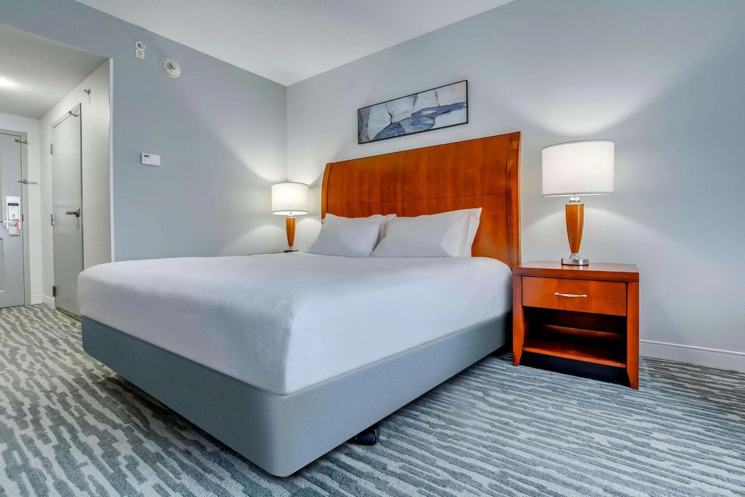 Bed in Hilton Garden Inn Louisville-Northeast