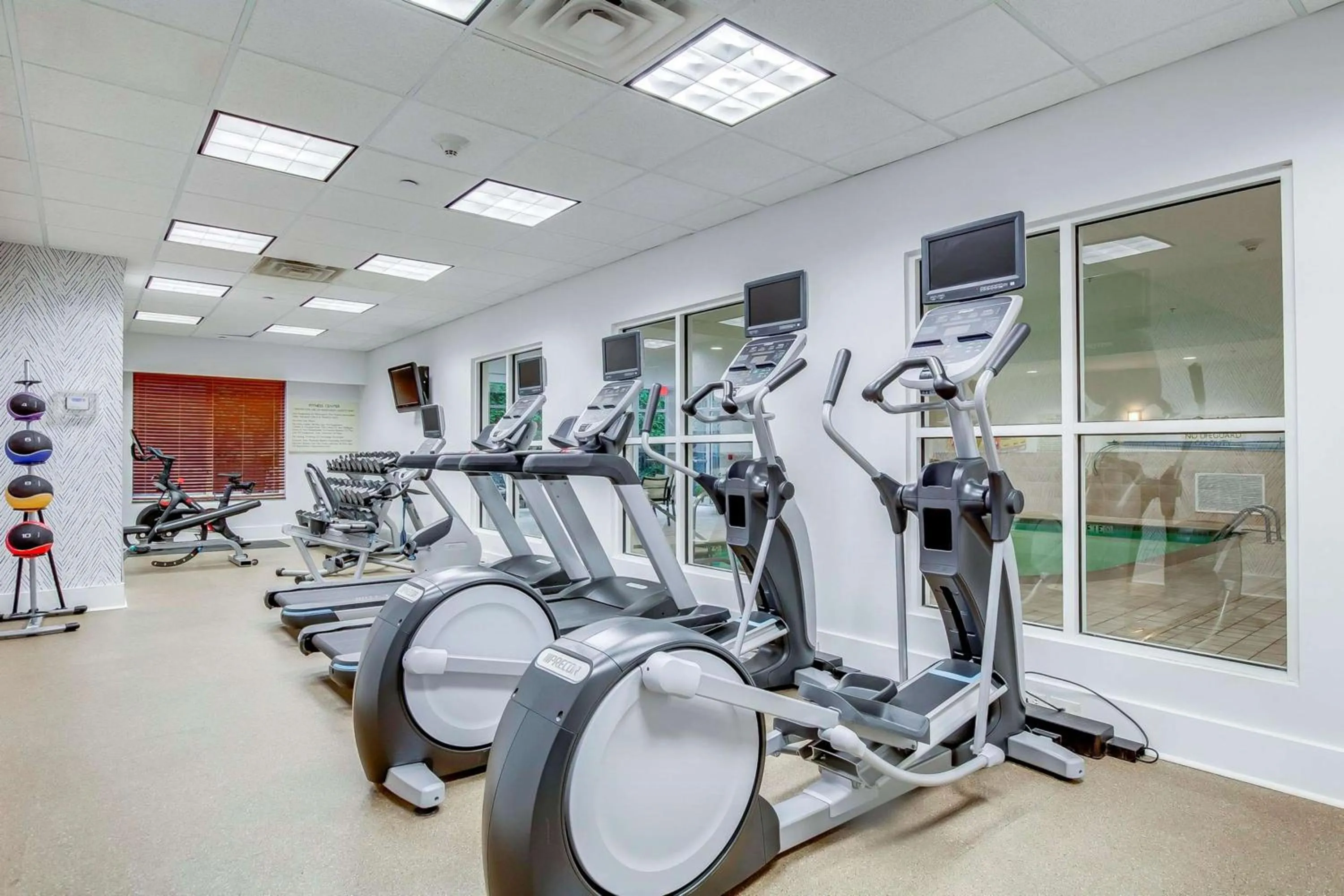 Fitness centre/facilities in Hilton Garden Inn Louisville-Northeast