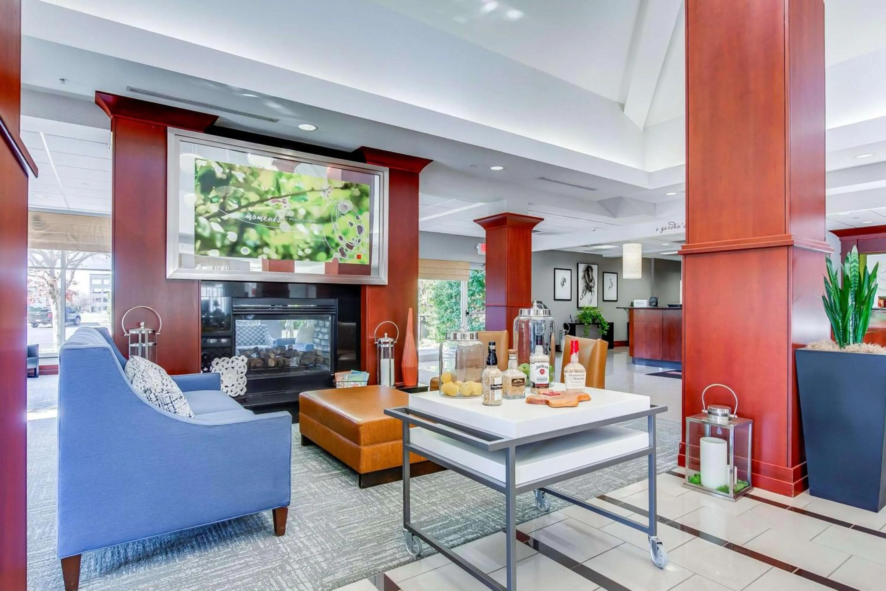 Lobby or reception in Hilton Garden Inn Louisville-Northeast