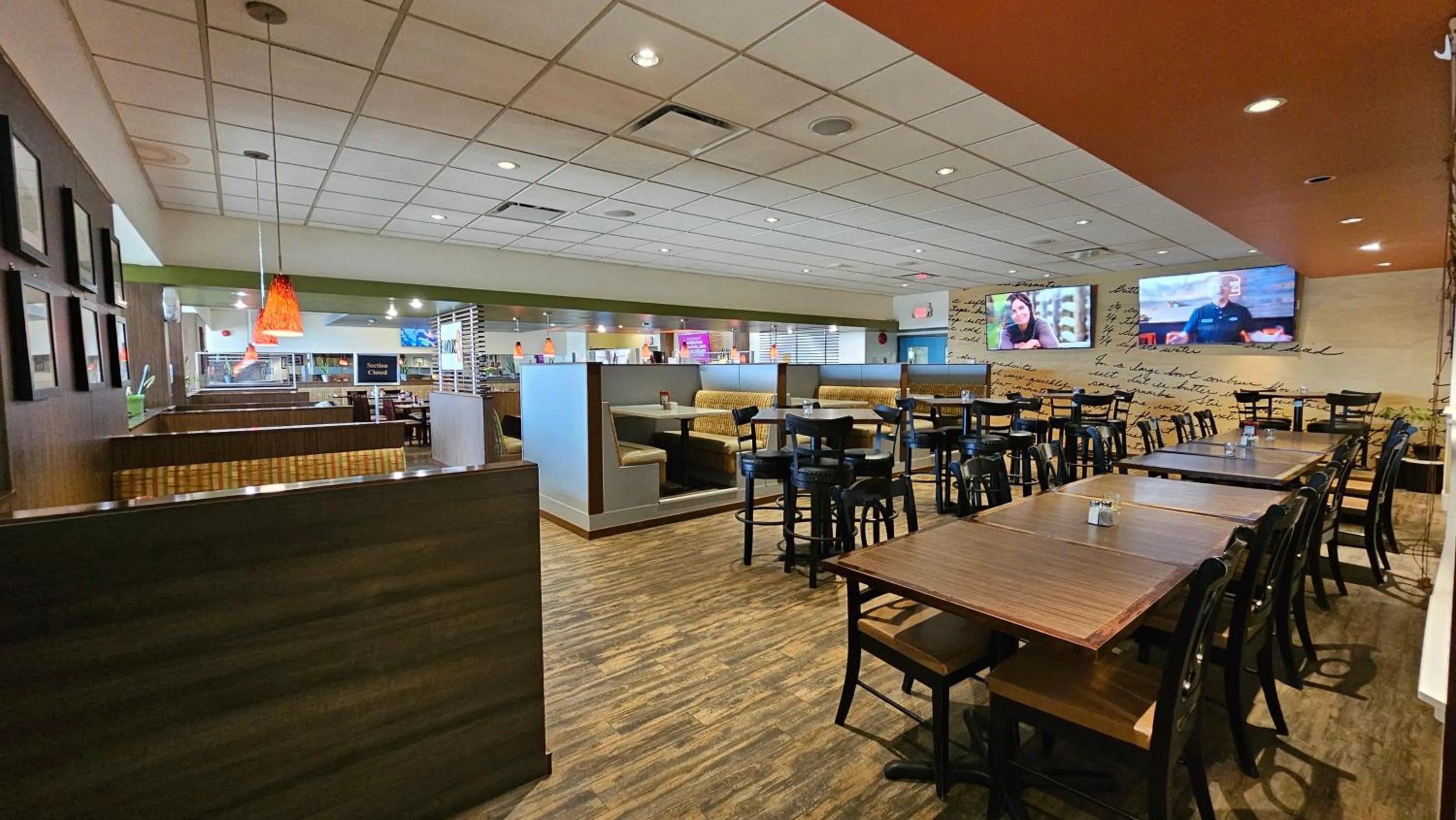 Restaurant/places to eat in The George Dawson Inn & Conference Centre