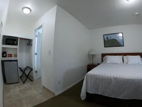 Col-Pacific Motel