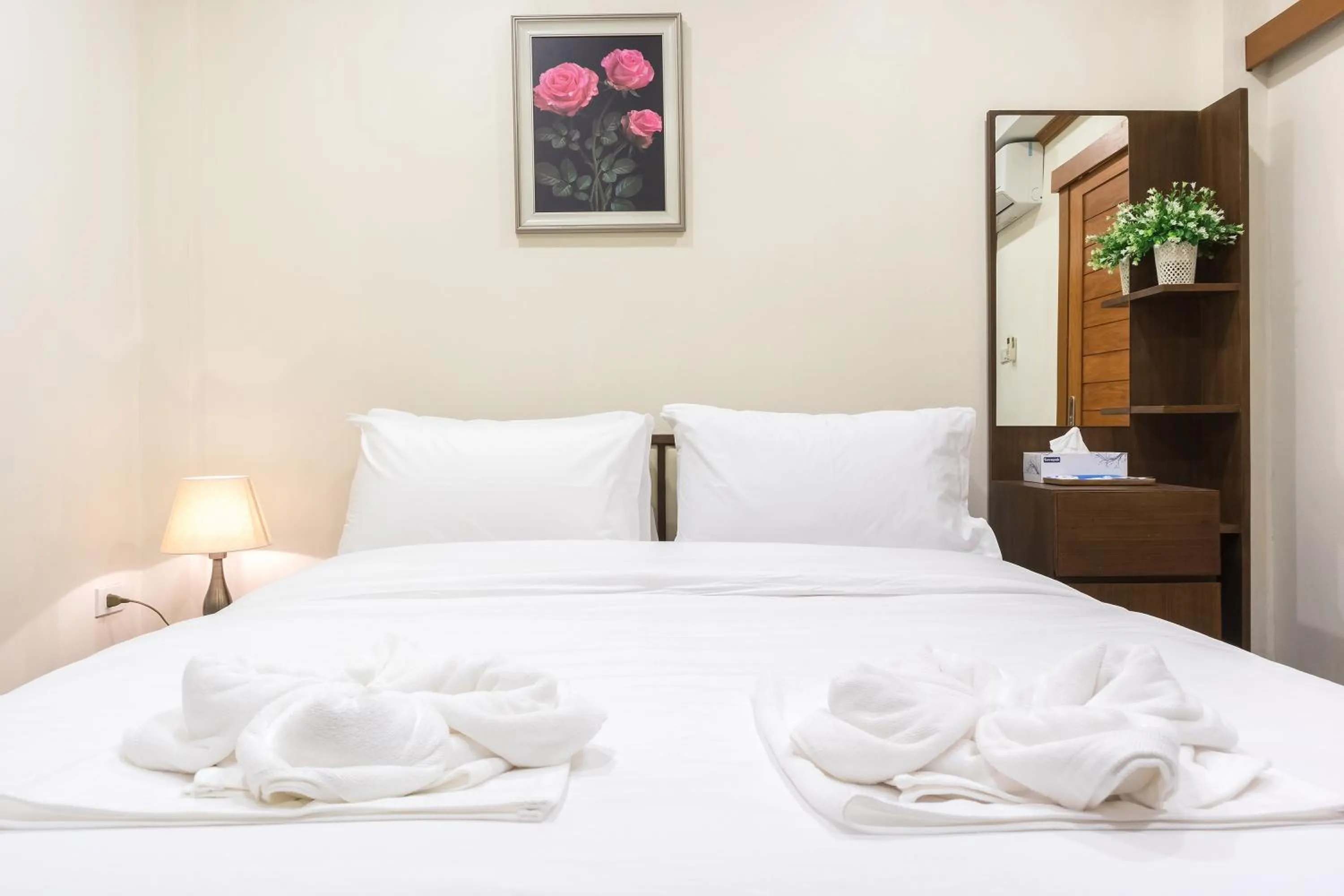 Bedroom, Bed in Suthep Home & Hostel