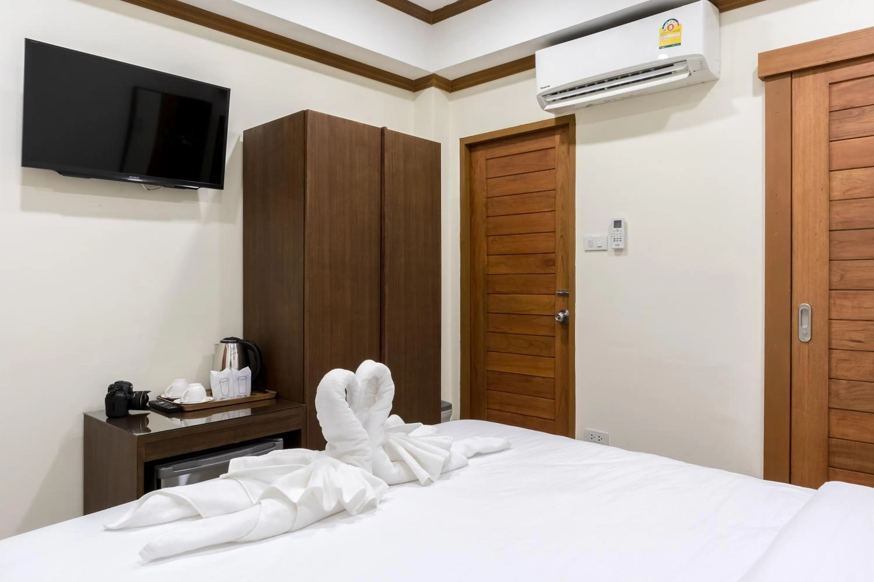 Bed in Suthep Home & Hostel