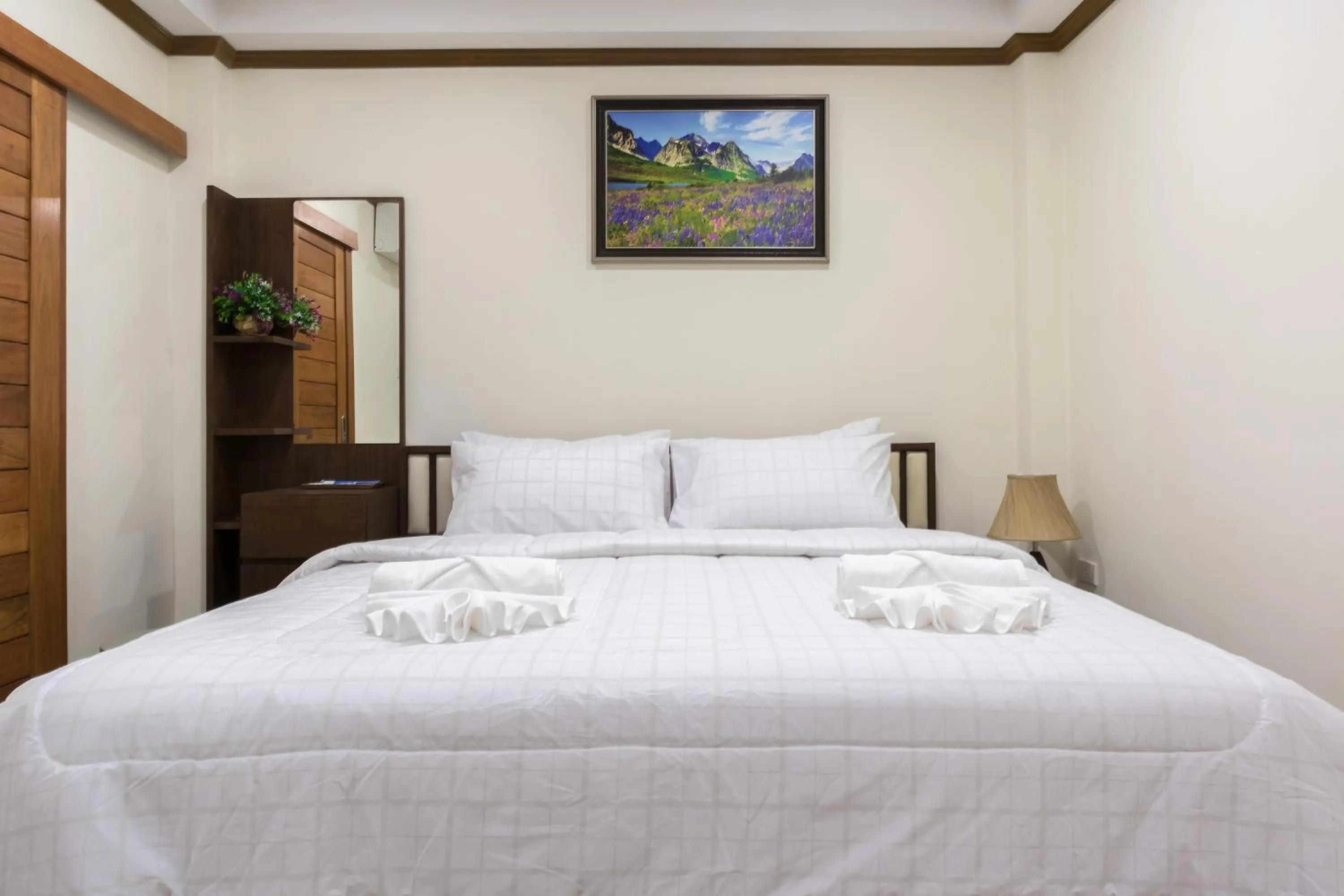 Bed in Suthep Home & Hostel