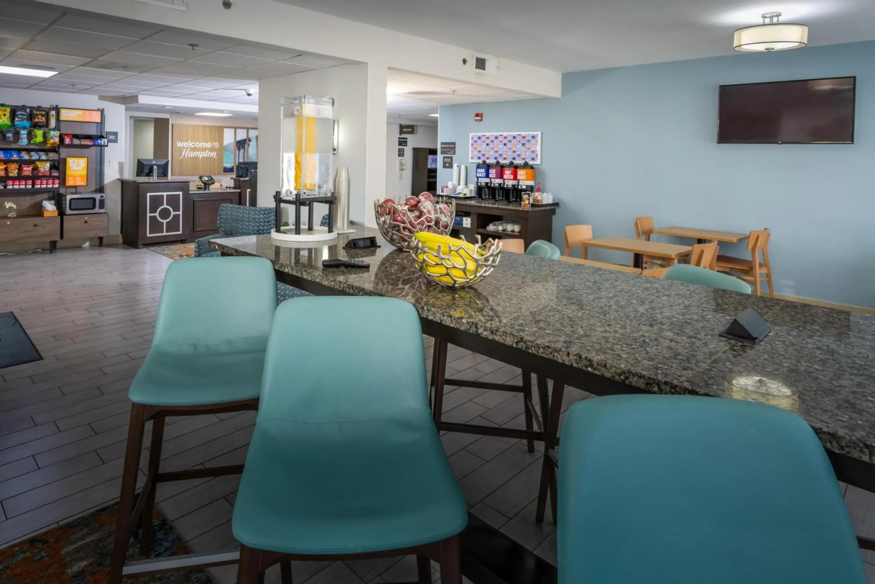 Lobby or reception in Hampton Inn Tampa International Airport/Westshore Lobby or reception in Hampton Inn Tampa International Airport/Westshore