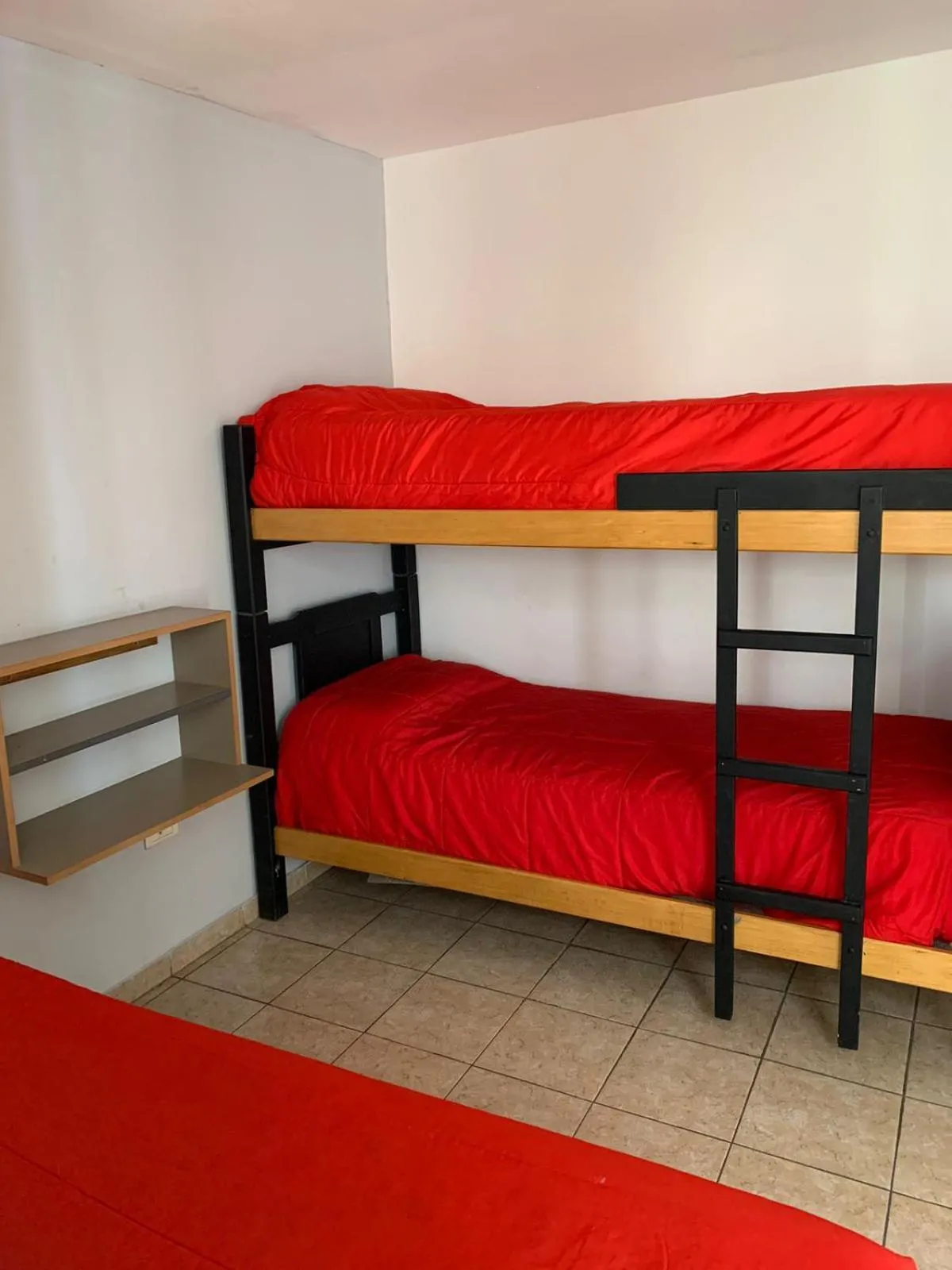Bed in 6-Bed Mixed Dormitory Room in Go Hostel