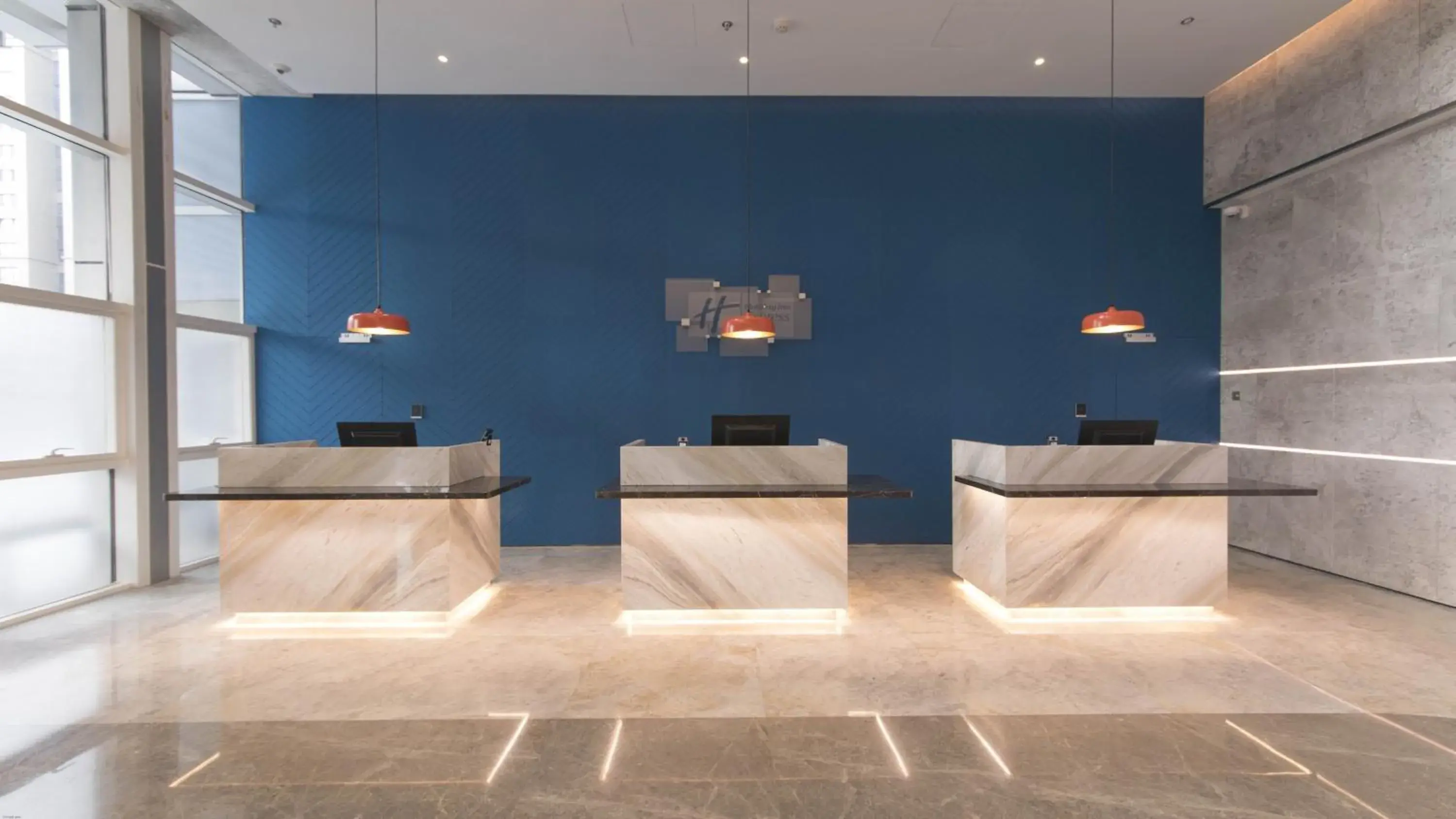 Property building in Holiday Inn Express Liyang Huafu by IHG Property building in Holiday Inn Express Liyang Huafu by IHG