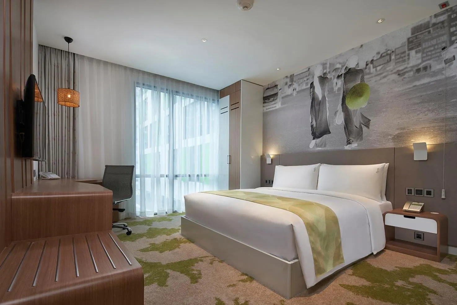 Photo of the whole room, Bed in Holiday Inn & Suites Saigon Airport by IHG