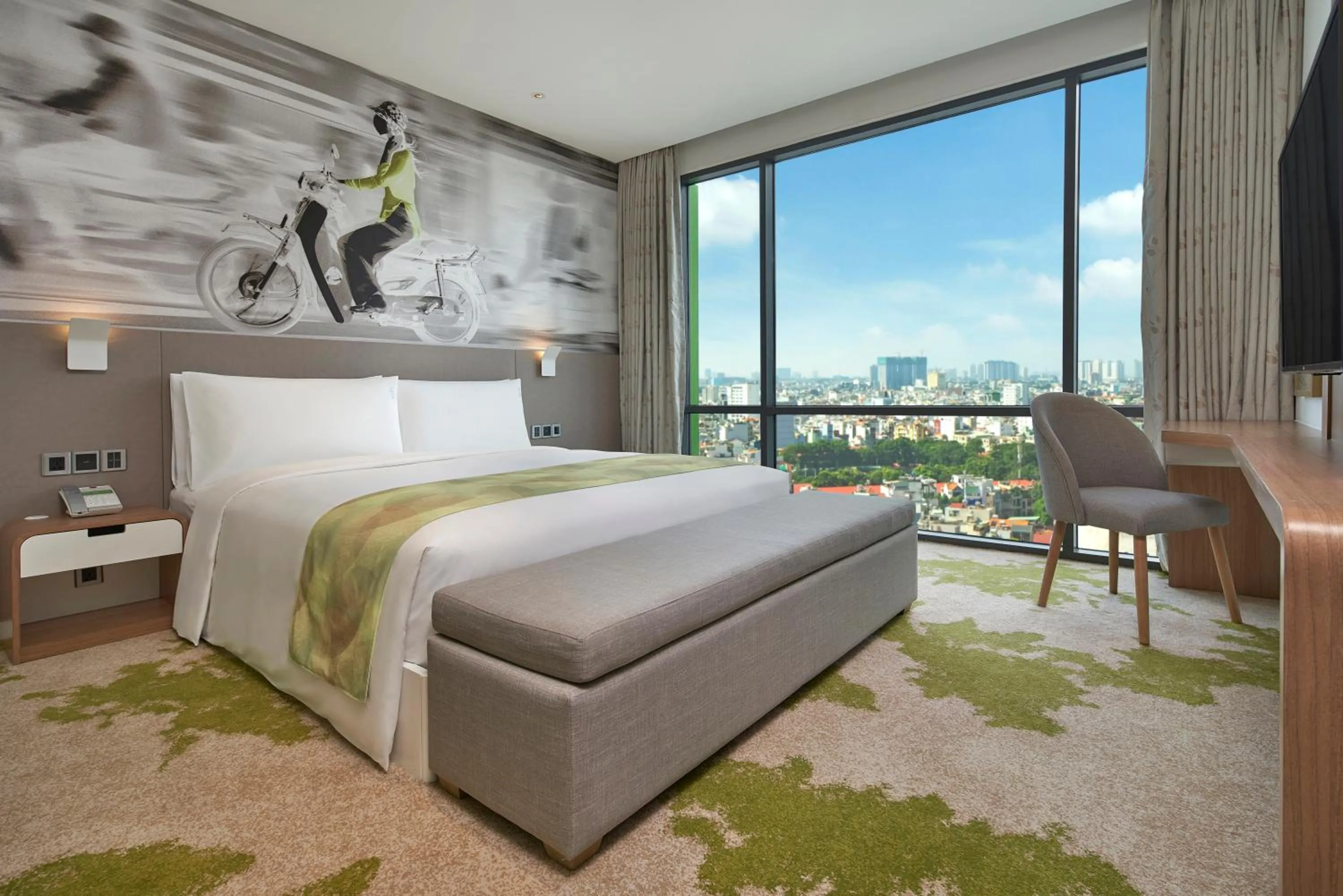 Bed in Holiday Inn & Suites Saigon Airport by IHG