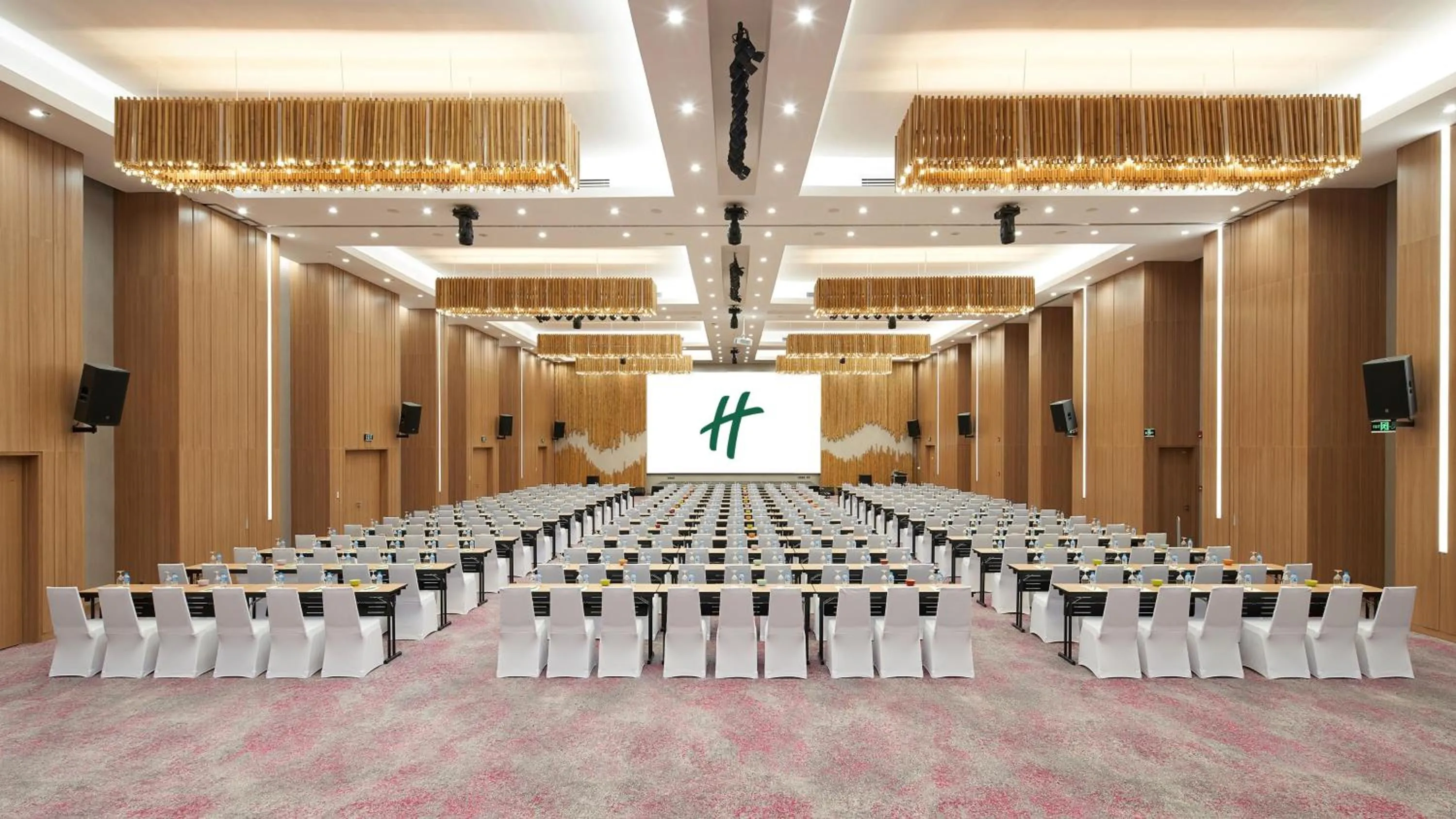 Banquet/Function facilities in Holiday Inn & Suites Saigon Airport by IHG