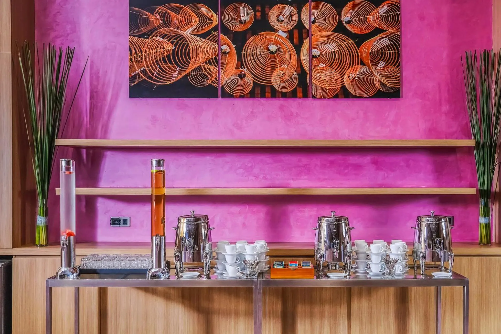 Meeting/conference room in Holiday Inn & Suites Saigon Airport by IHG