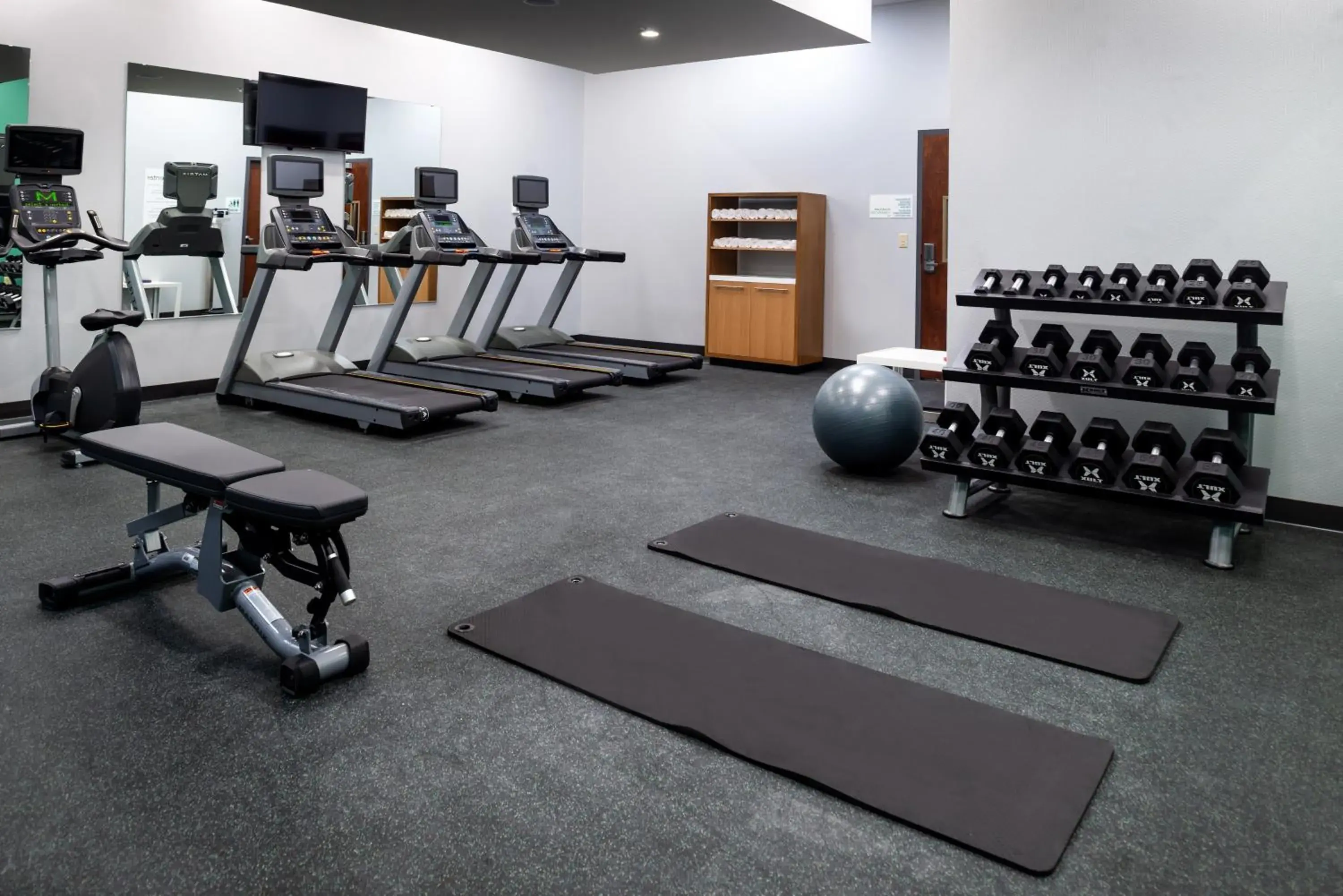 Fitness centre/facilities in Holiday Inn & Suites Orlando - I-Drive - Theme Parks by IHG Fitness centre/facilities in Holiday Inn & Suites Orlando - I-Drive - Theme Parks by IHG