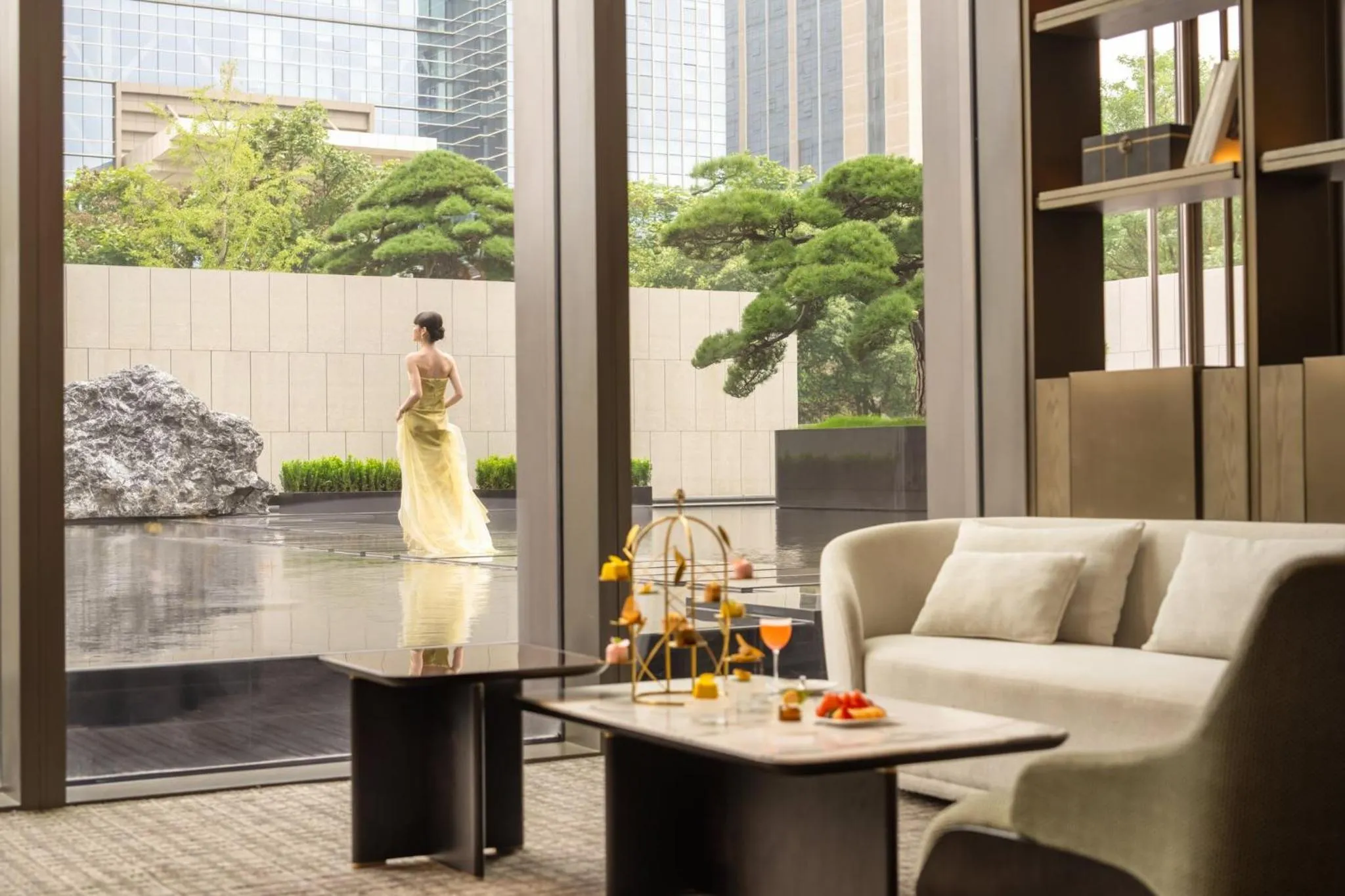 Lounge or bar in InterContinental Xi'an Hi-Tech Zone