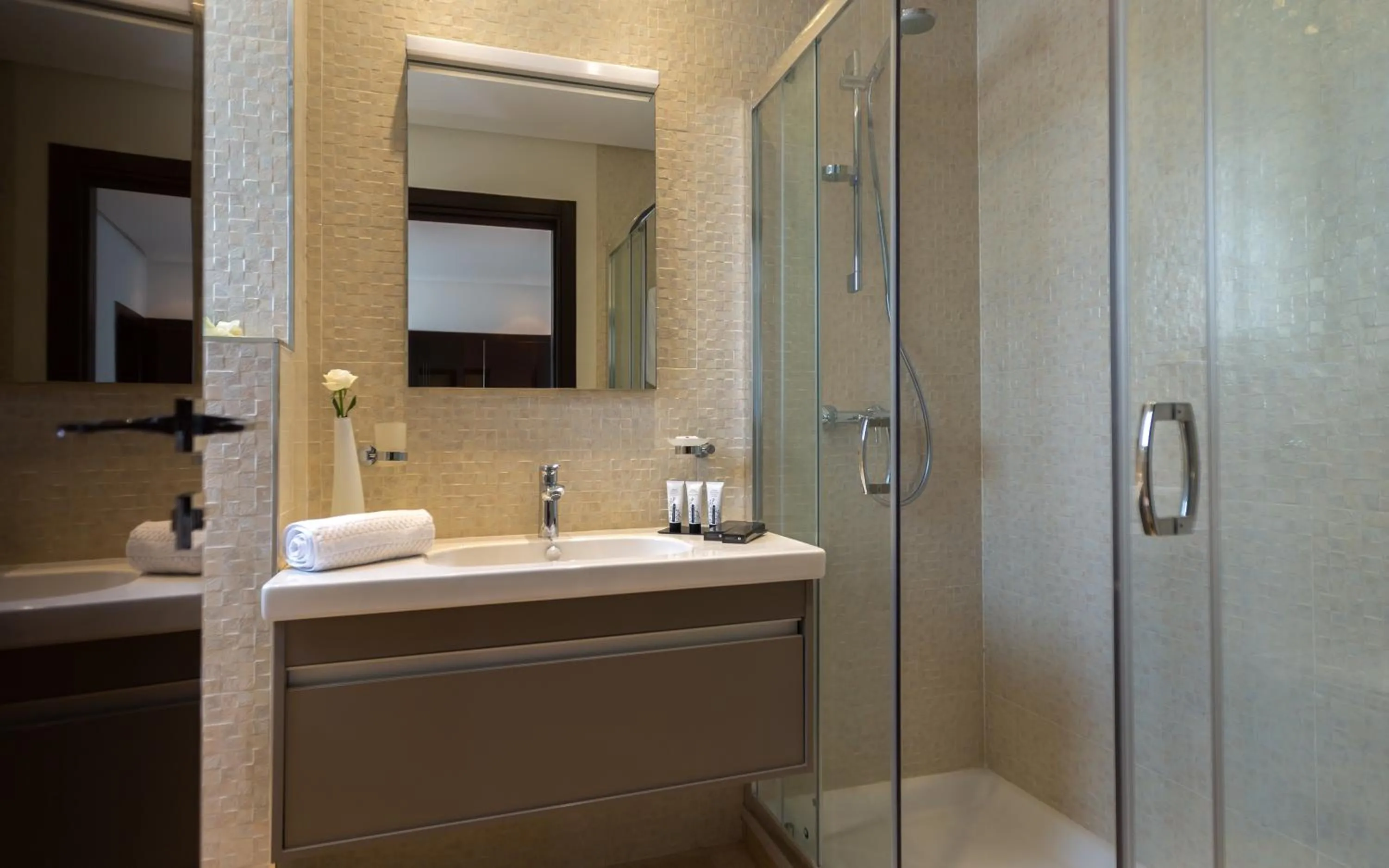 Shower in ADAM Hotel Suites