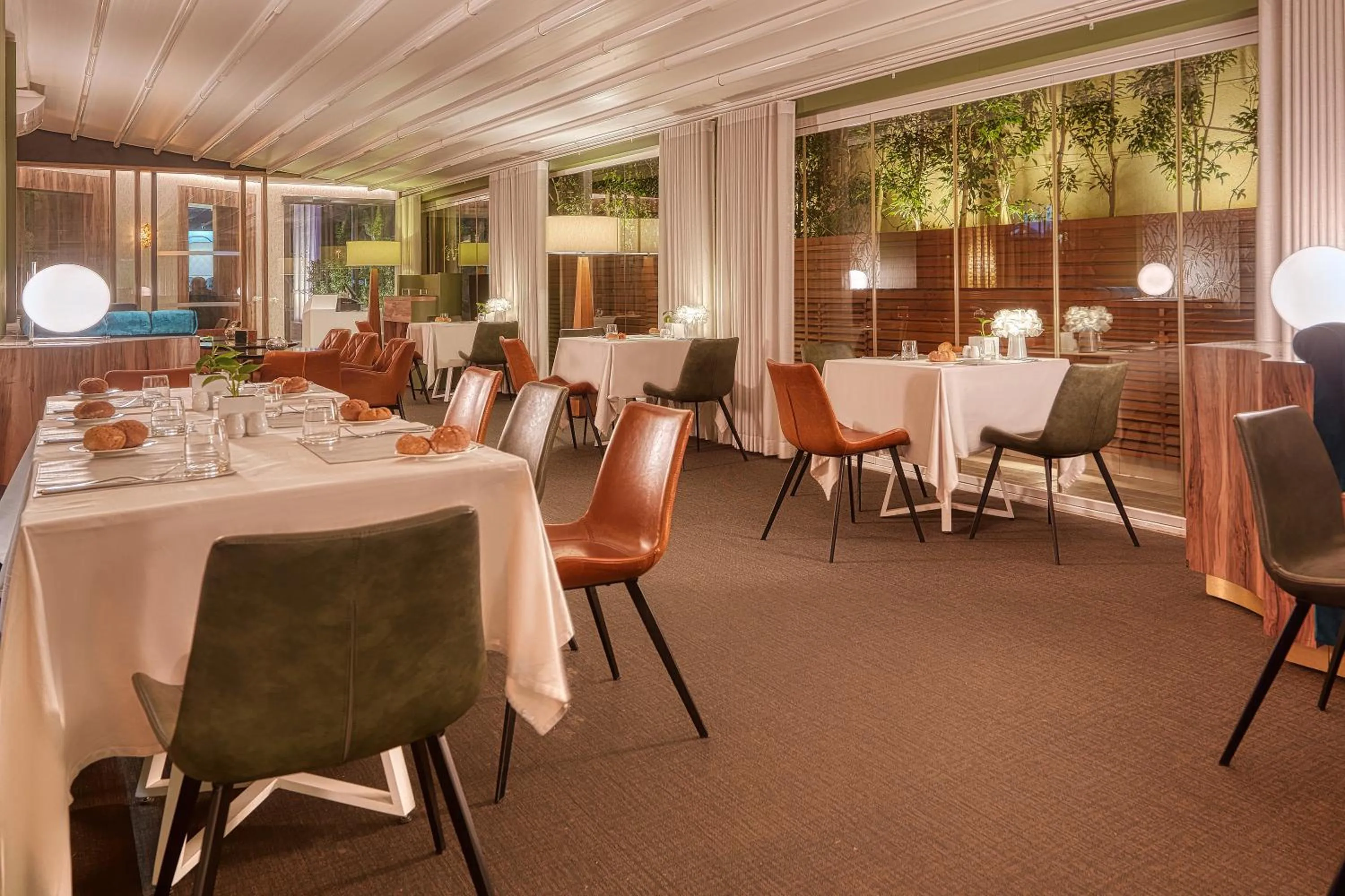 Restaurant/places to eat in ADAM Hotel Suites