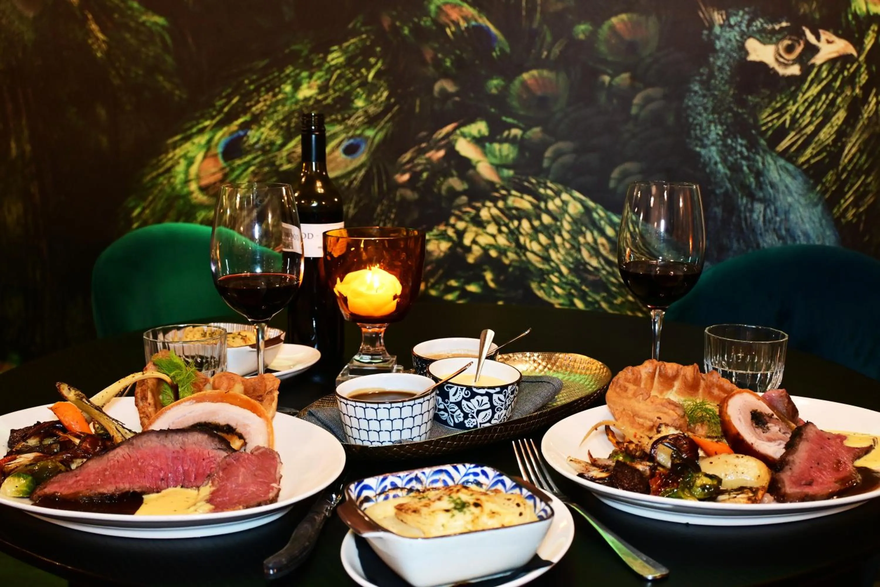 Restaurant/places to eat in The Oriana Orange - Retro Hotel & Resort