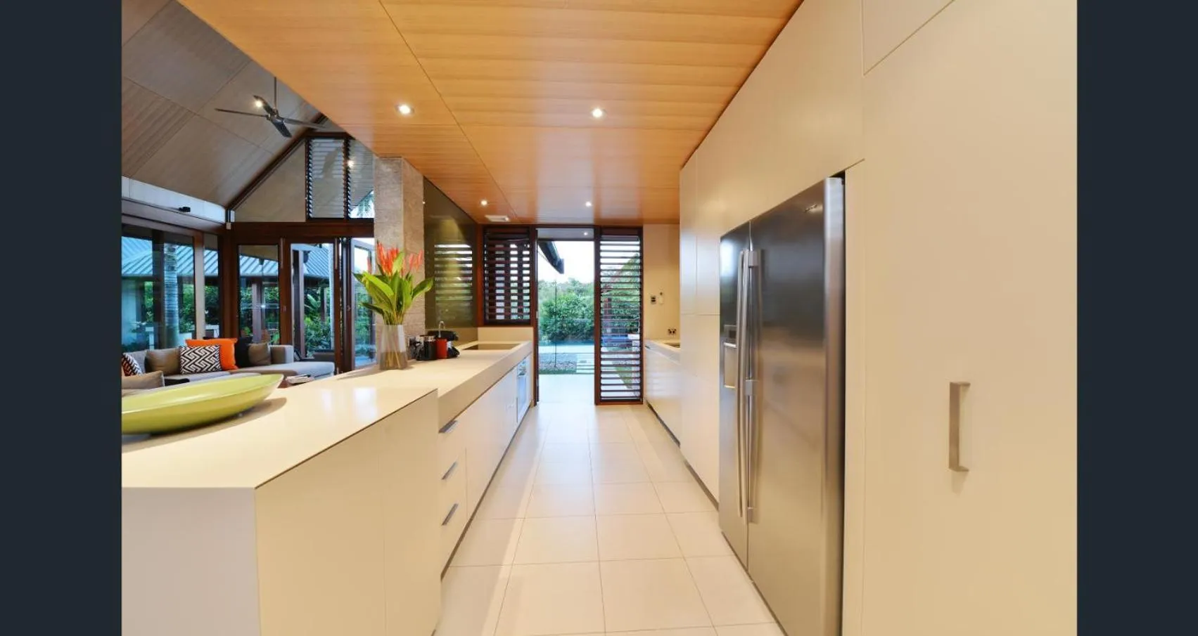 Kitchen or kitchenette in Niramaya Villas and Spa