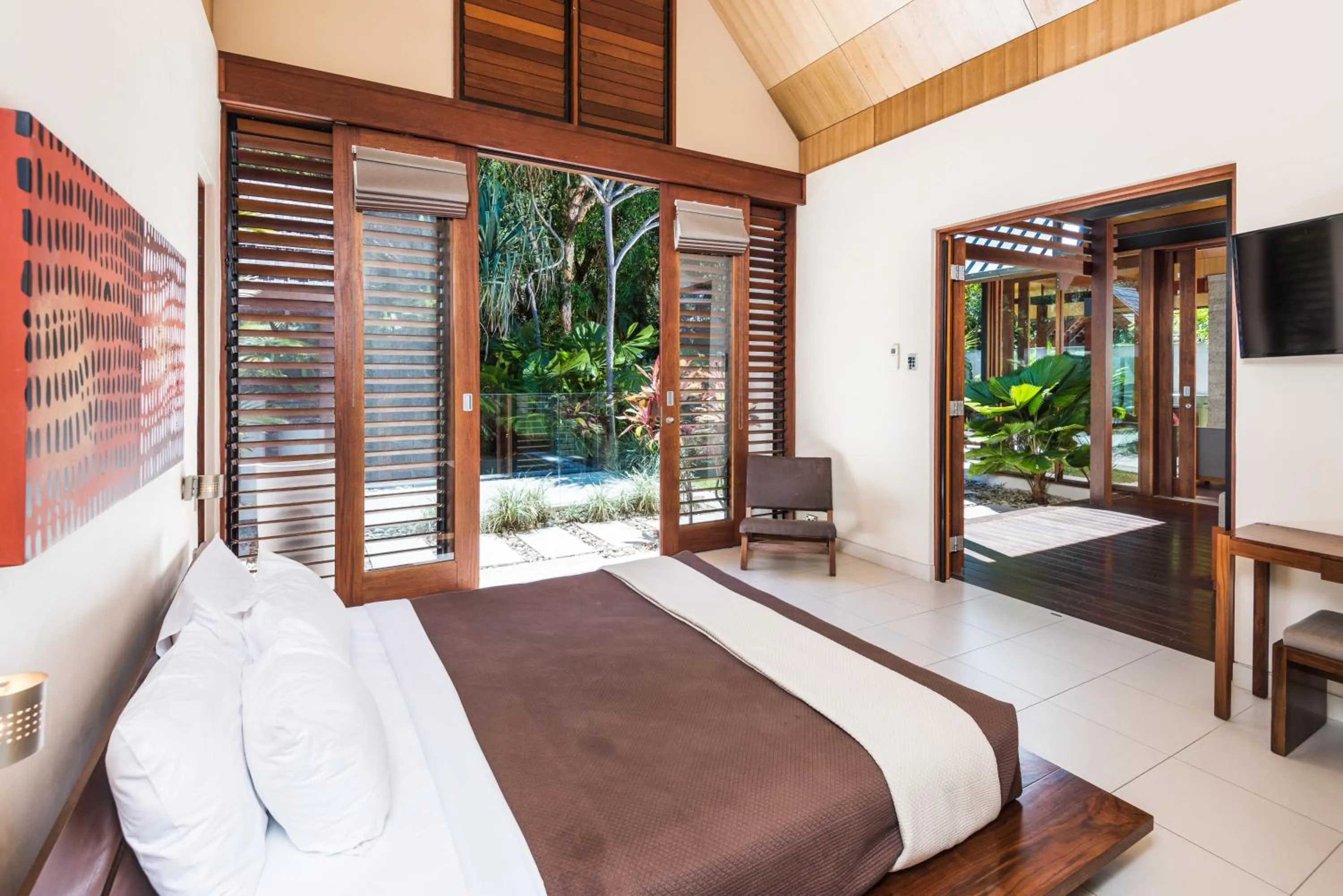 Bedroom, Bed in Niramaya Villas and Spa